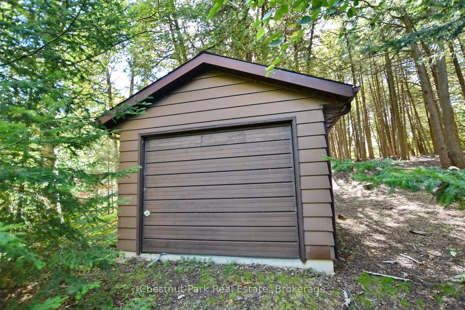 128 Lakewood Drive