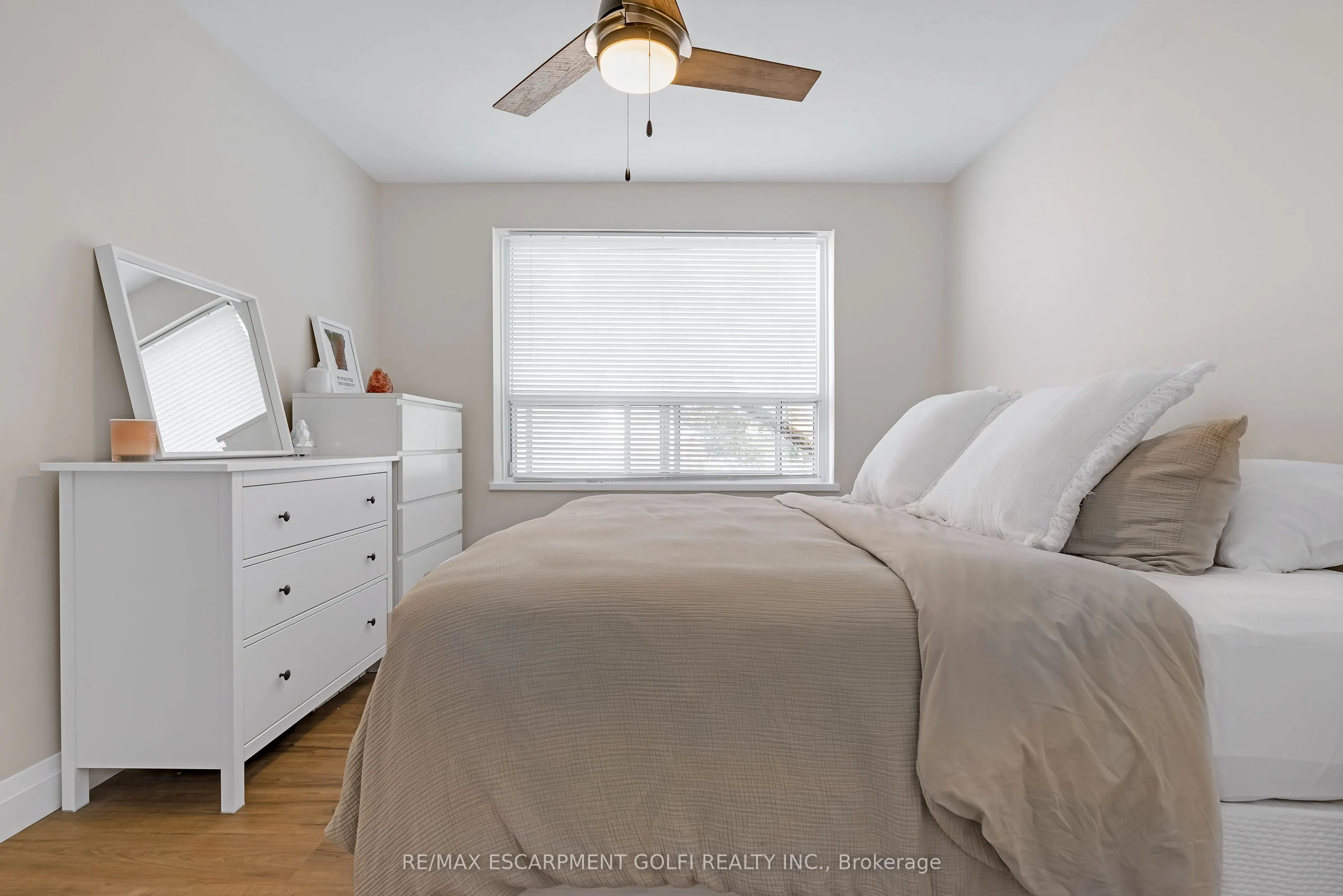 37 Mericourt Road, #208