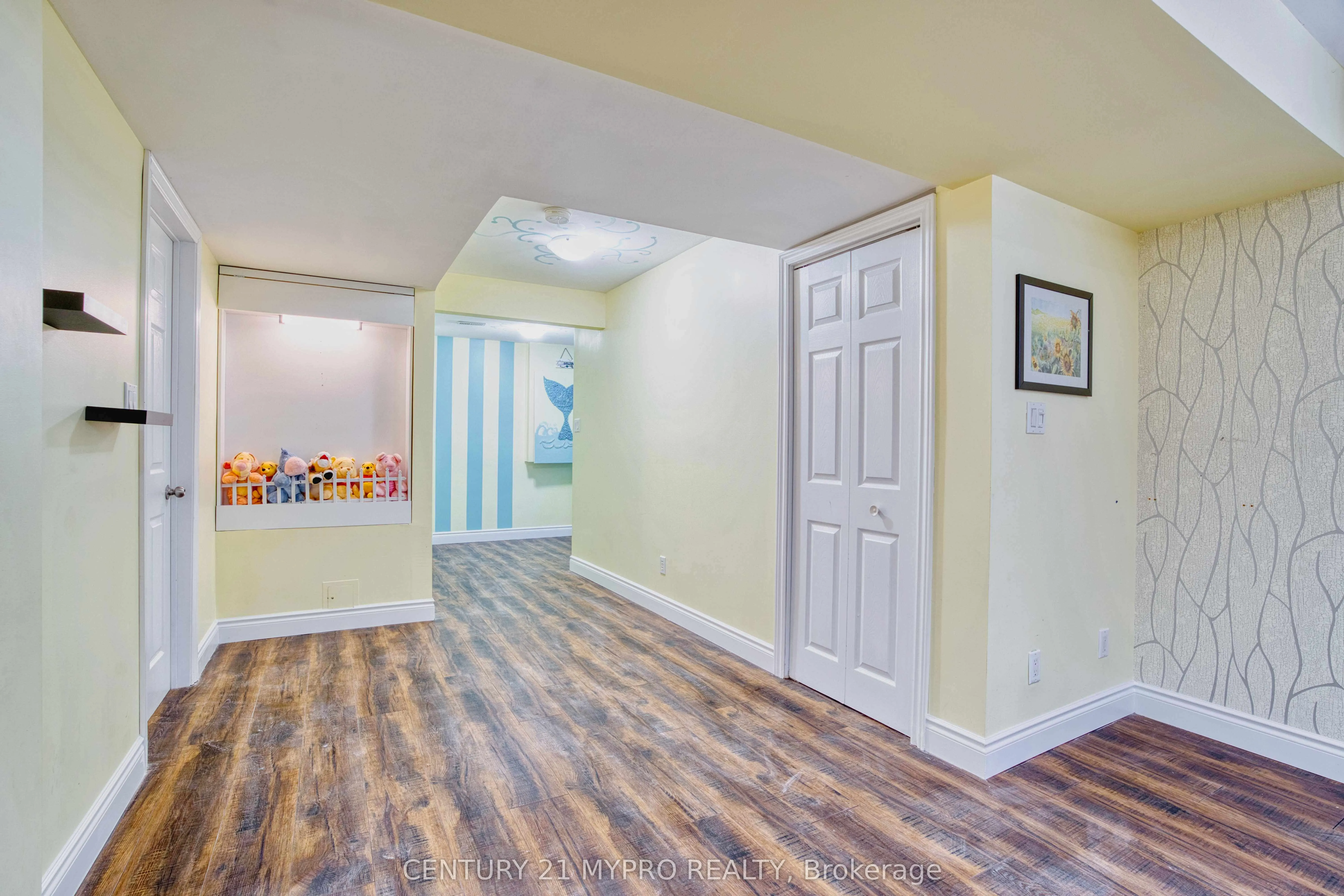 1036 Oakcrossing Road