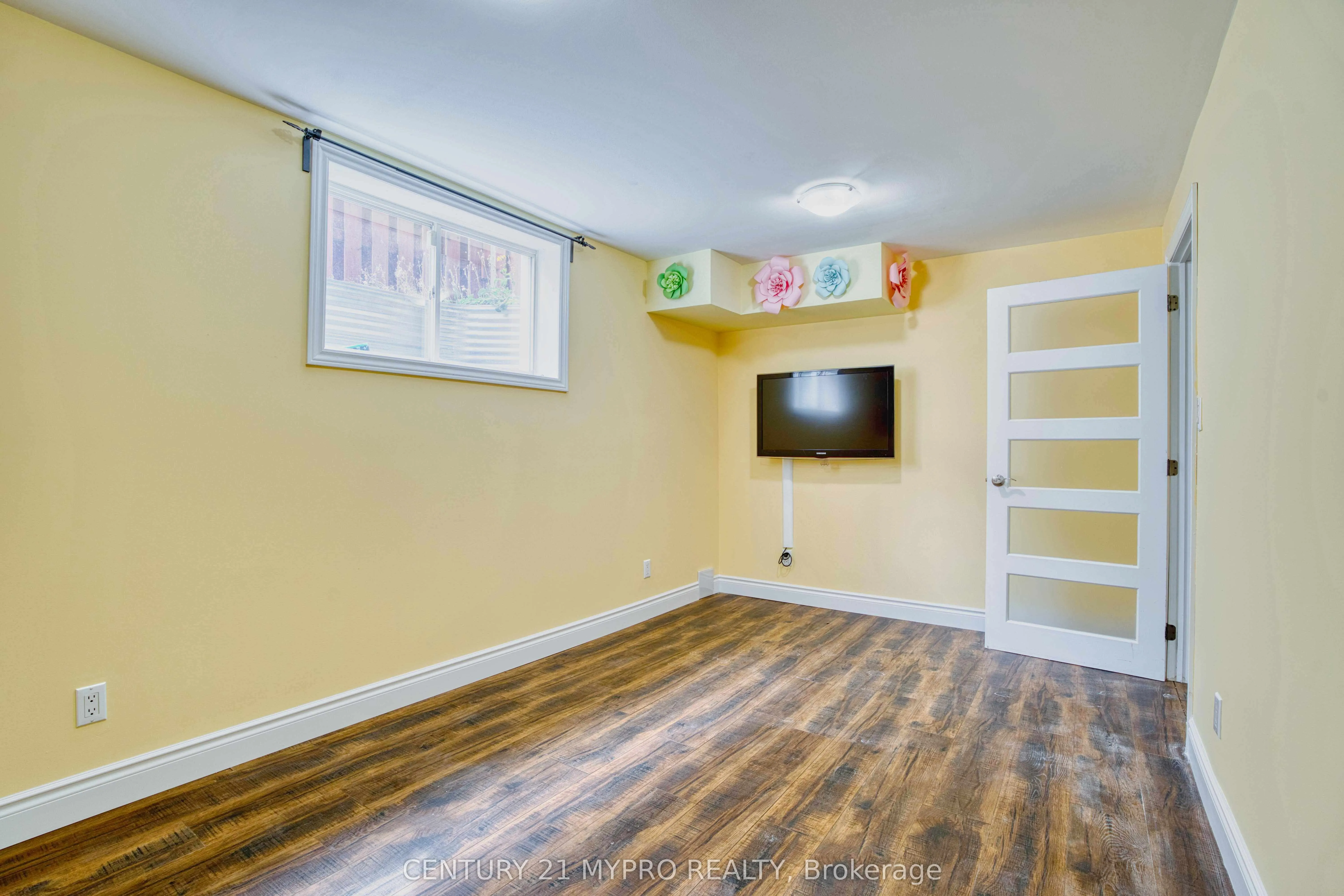 1036 Oakcrossing Road