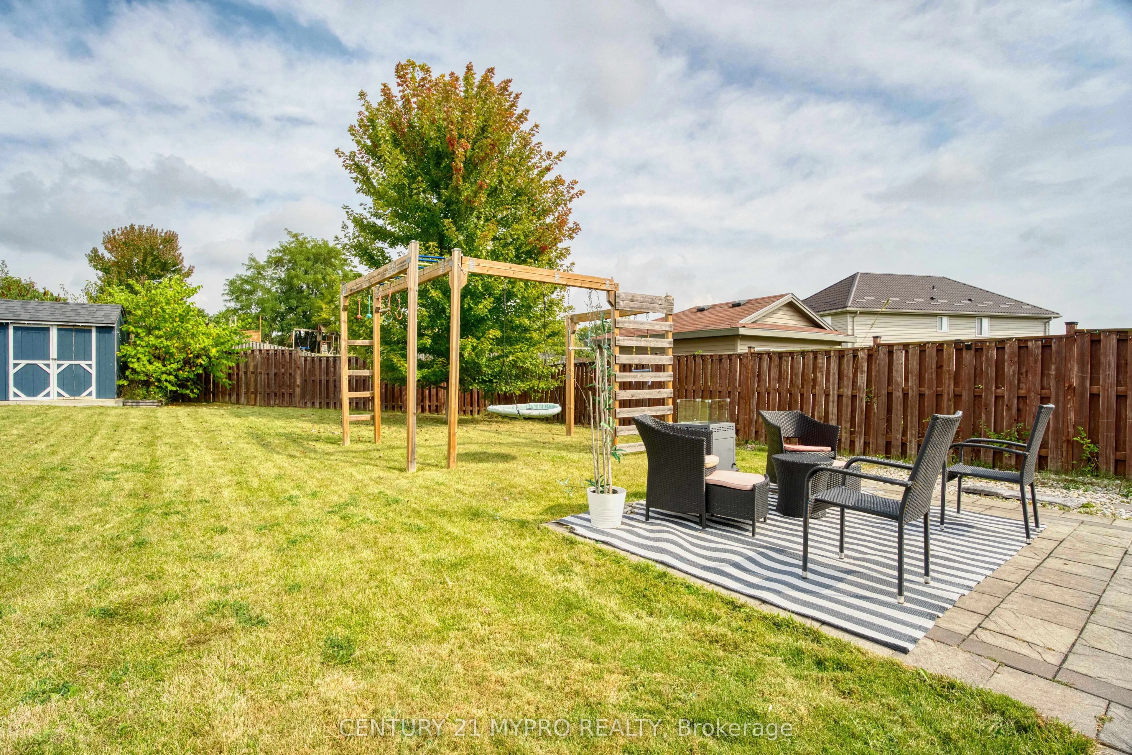 1036 Oakcrossing Road