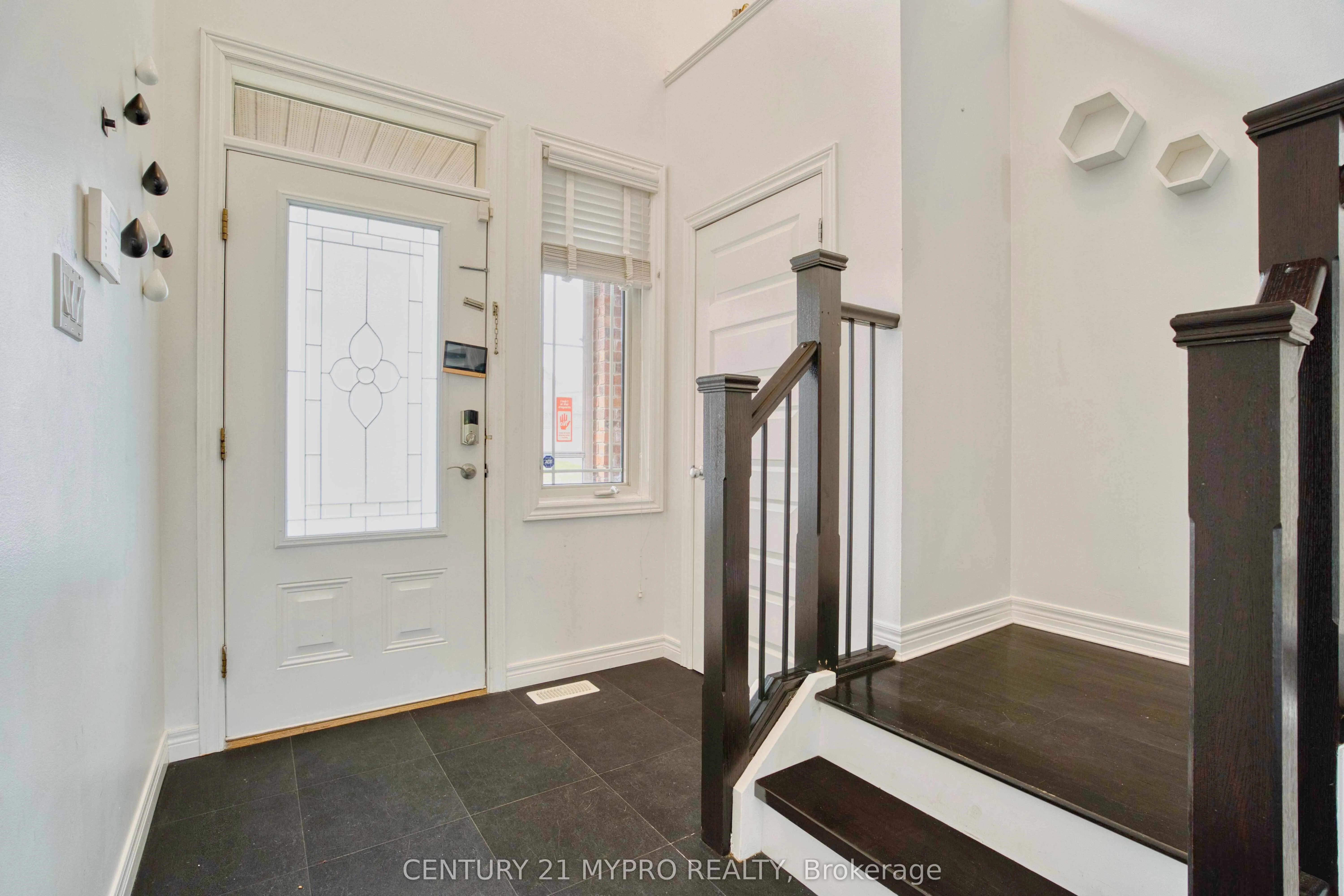 1036 Oakcrossing Road