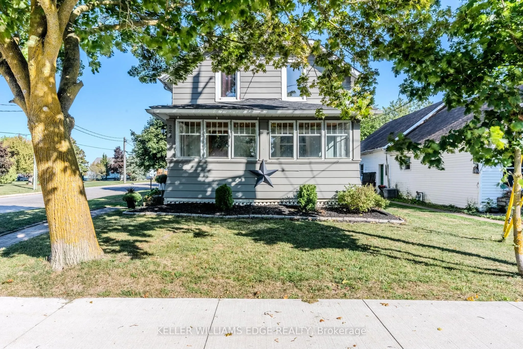 228 Brock Street