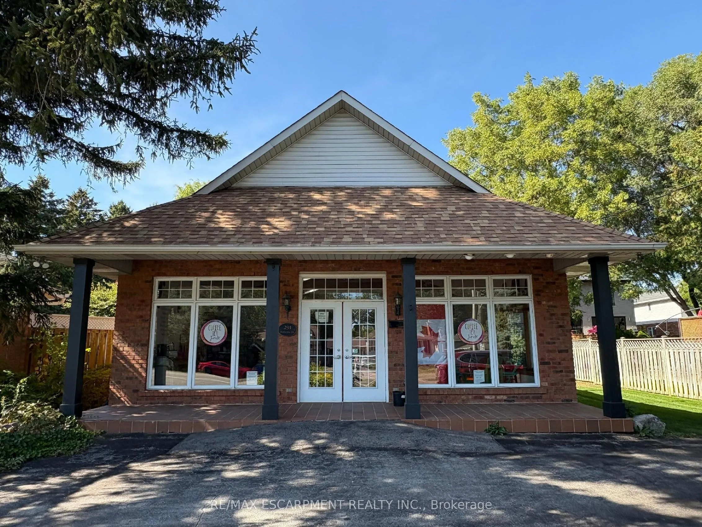 291 Parkside Drive