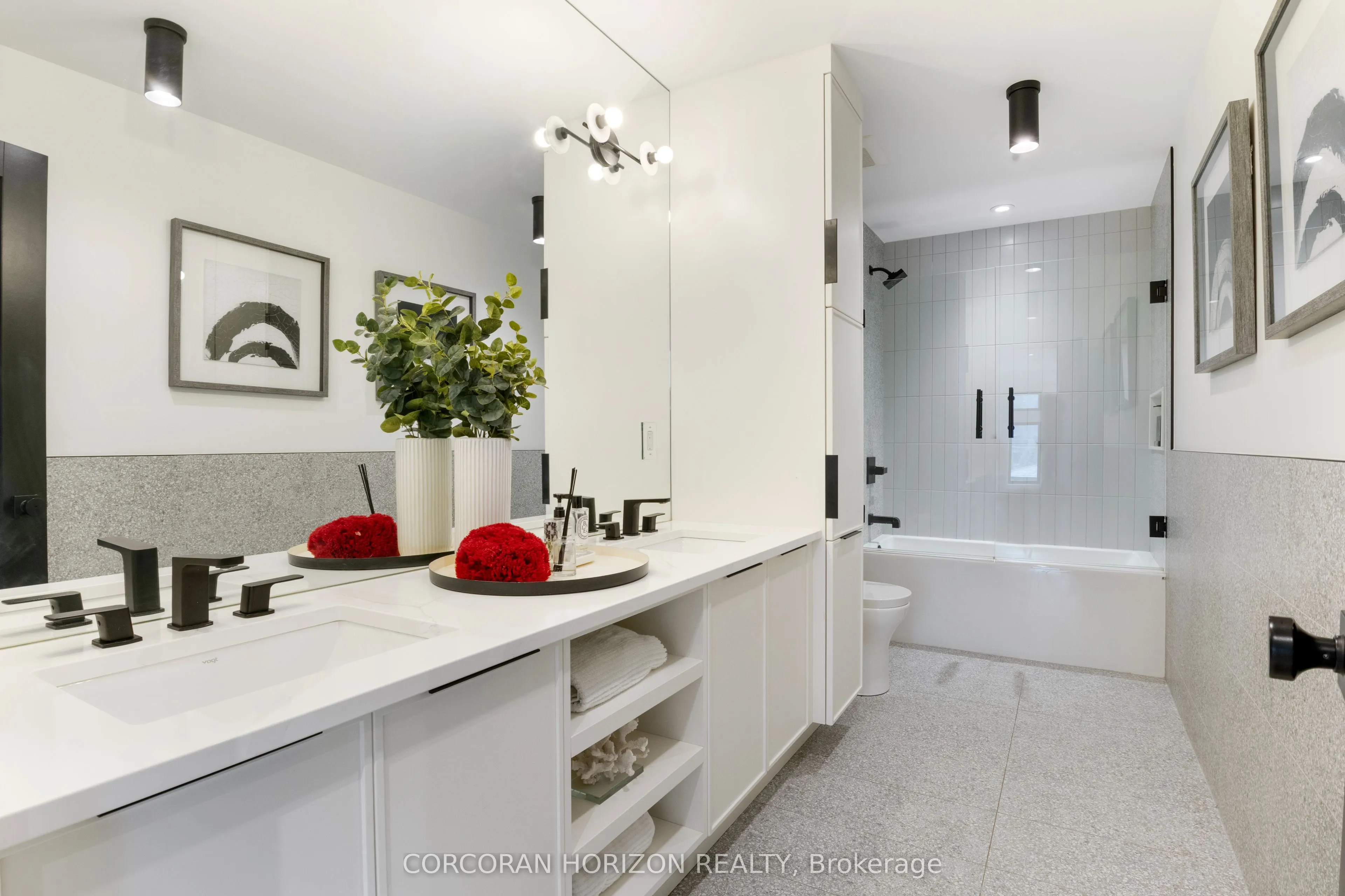 920 Thomas Pedder Court