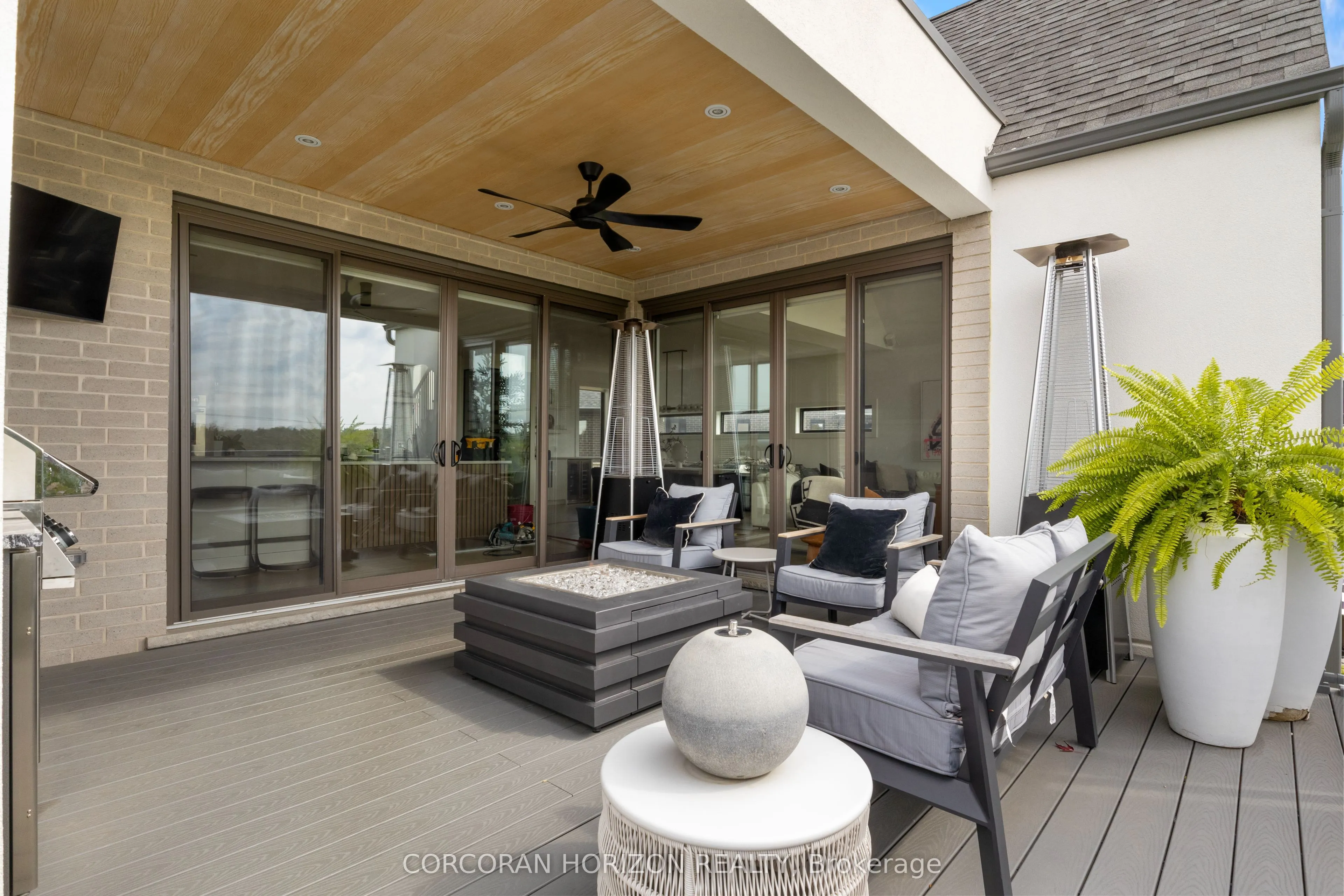 920 Thomas Pedder Court