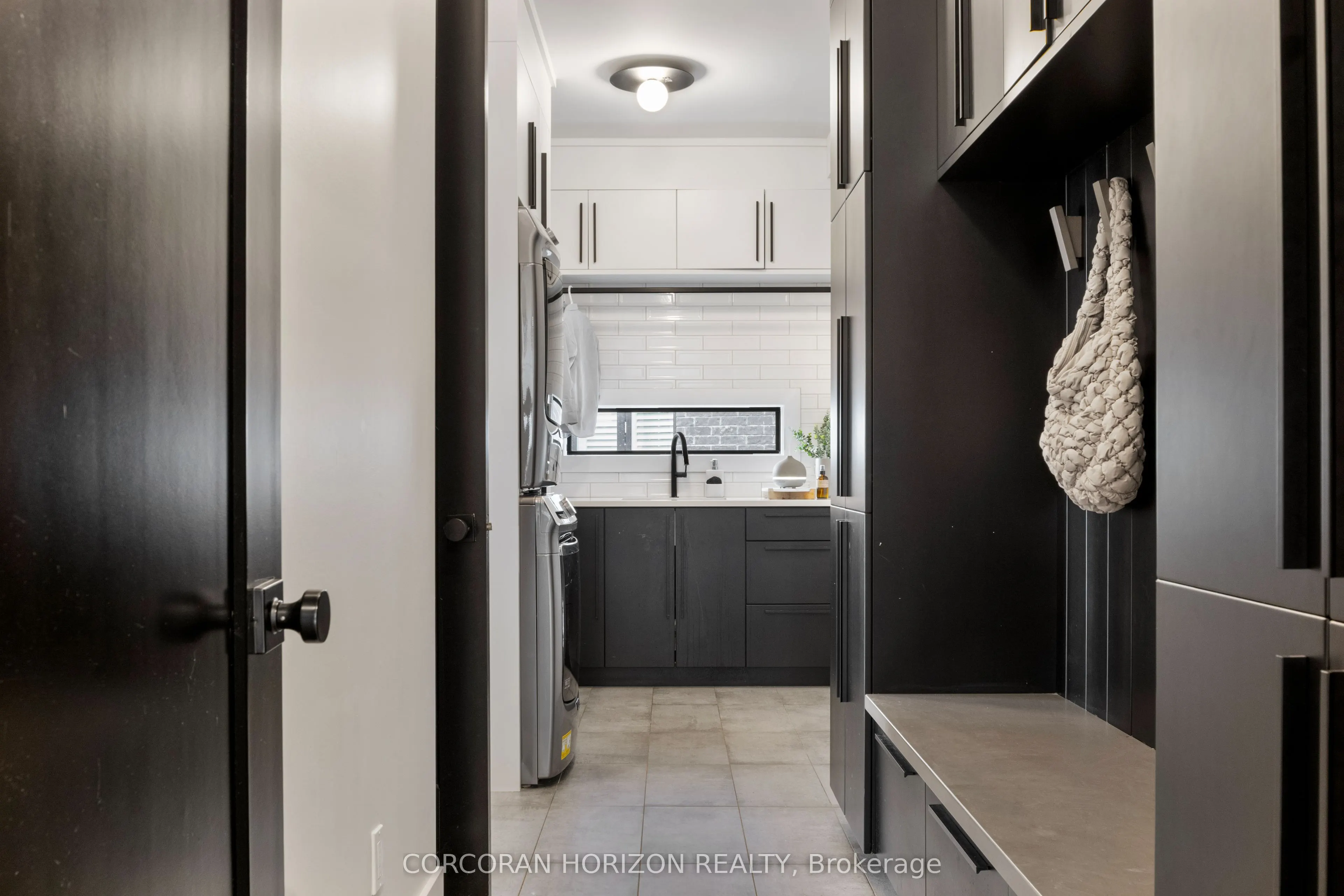 920 Thomas Pedder Court