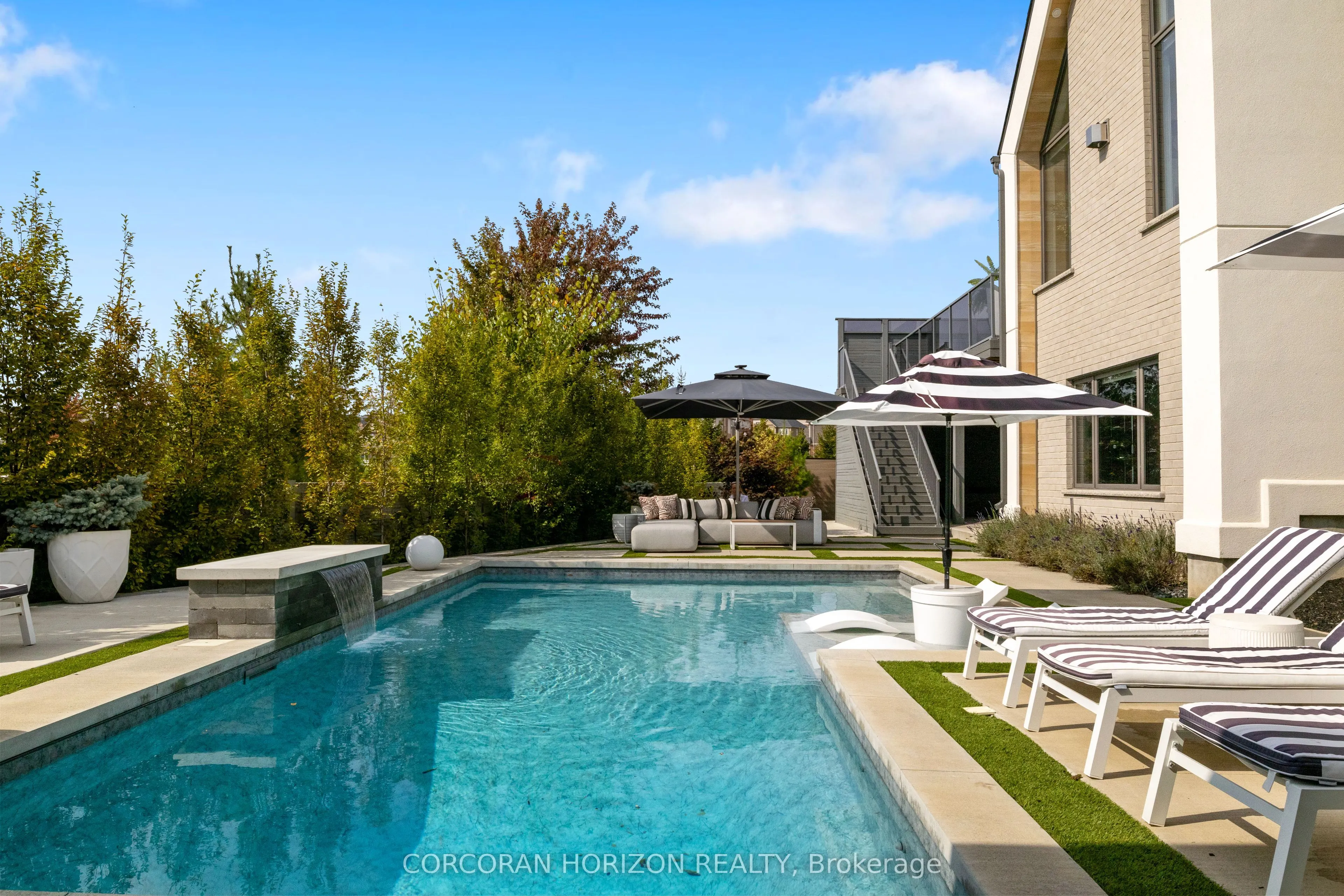920 Thomas Pedder Court