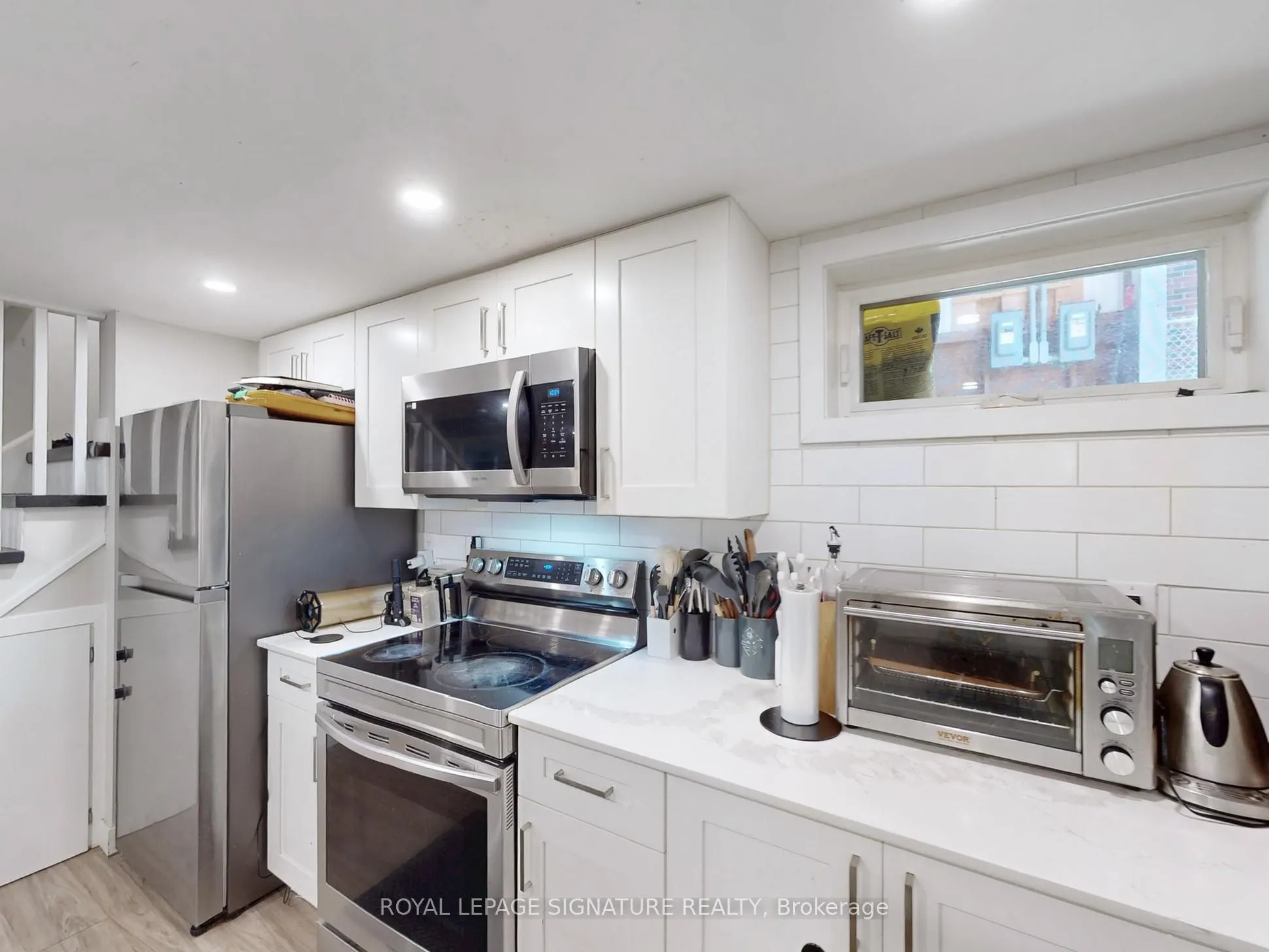 22 Sherwood Avenue