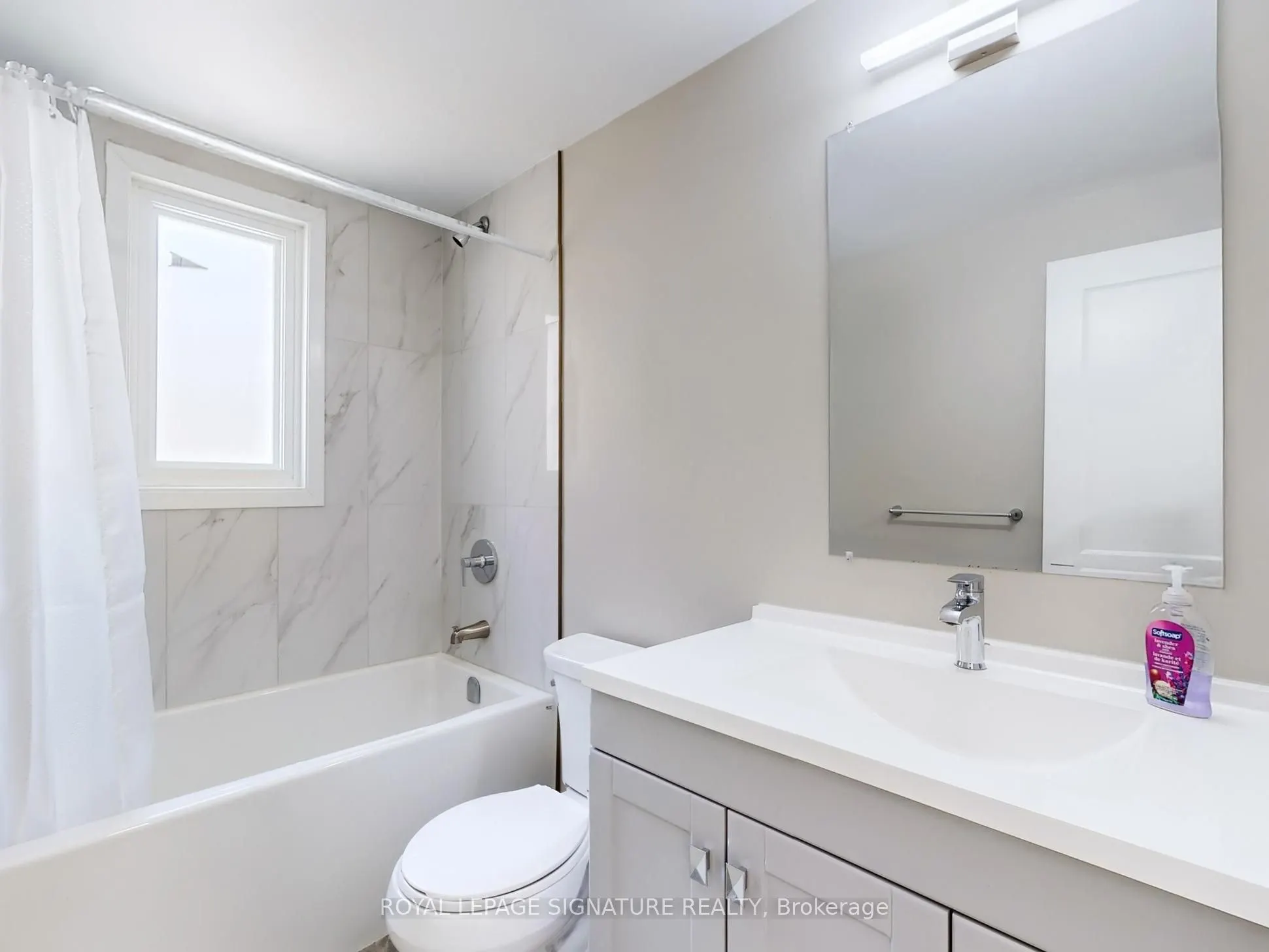 22 Sherwood Avenue