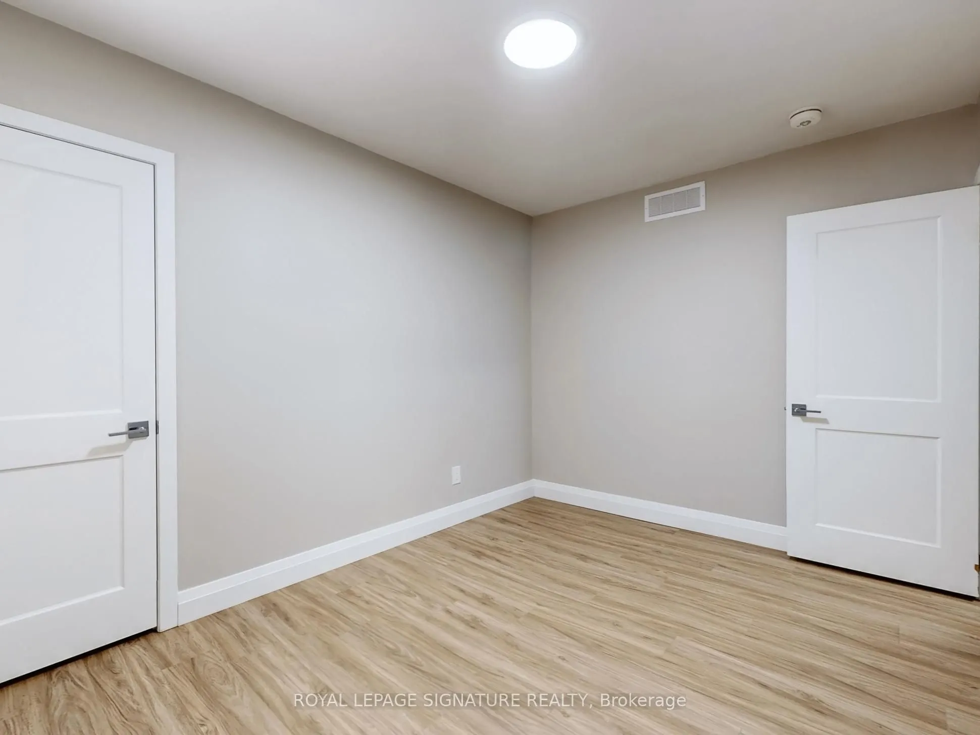 22 Sherwood Avenue
