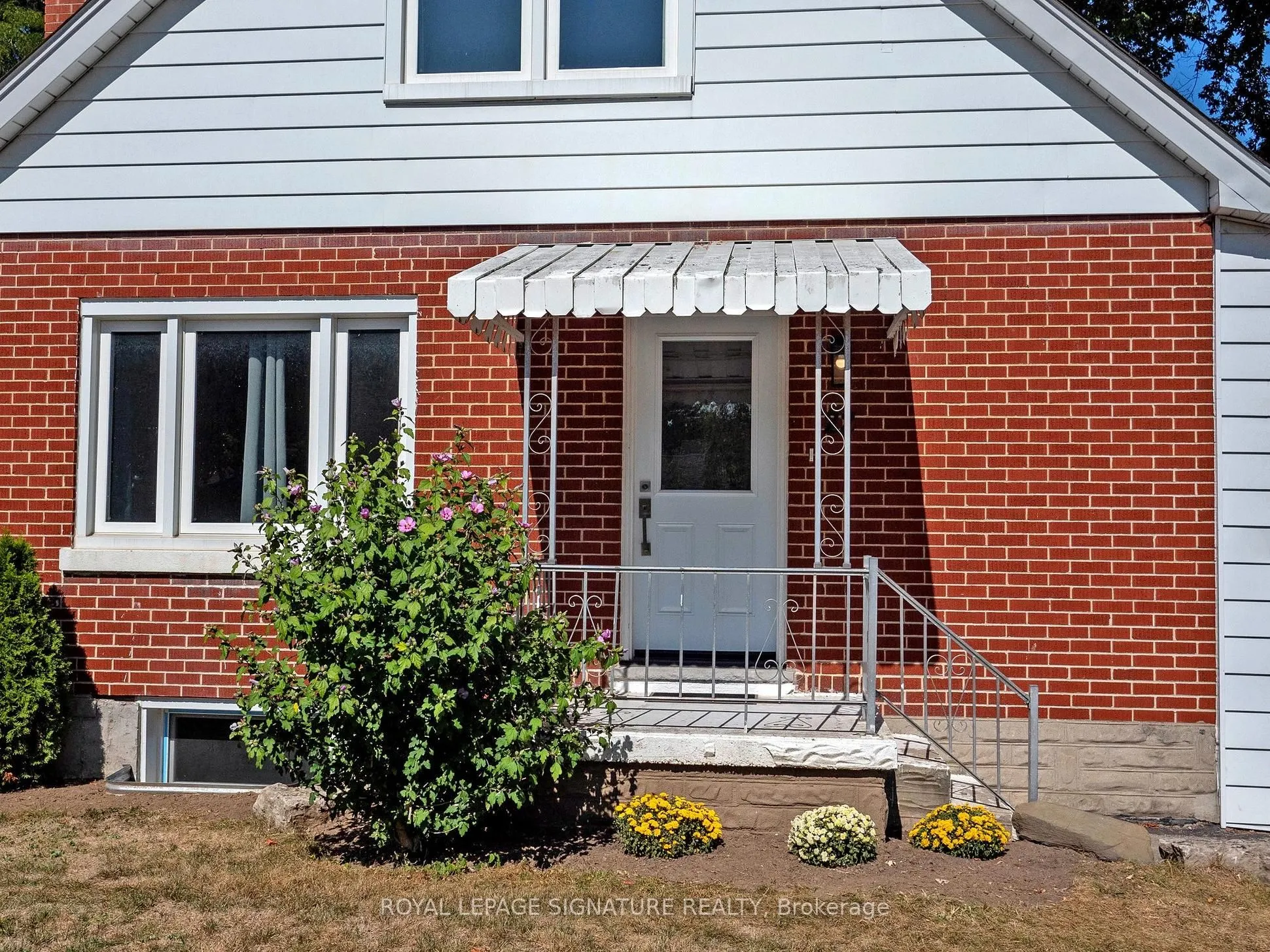 22 Sherwood Avenue