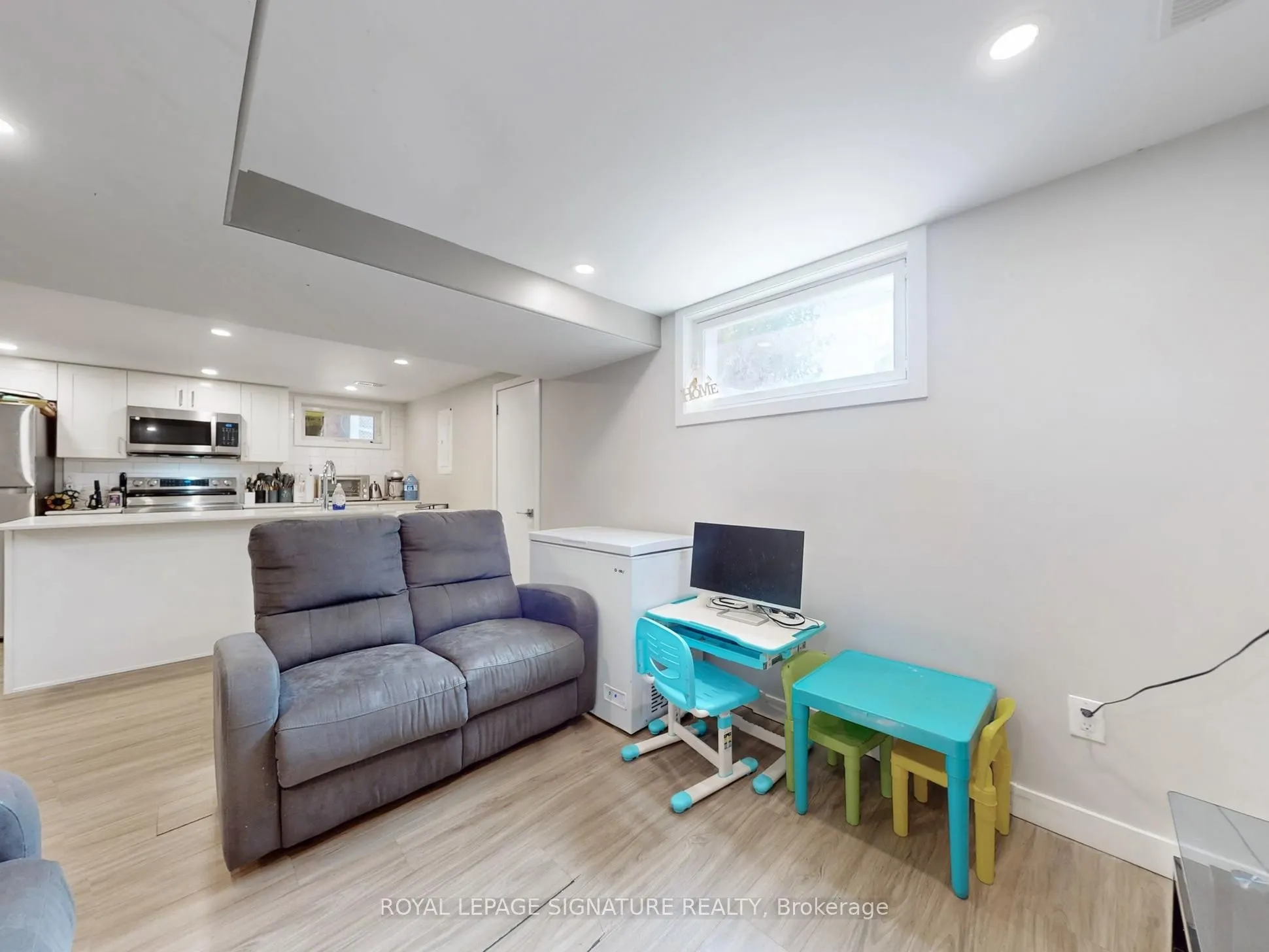22 Sherwood Avenue