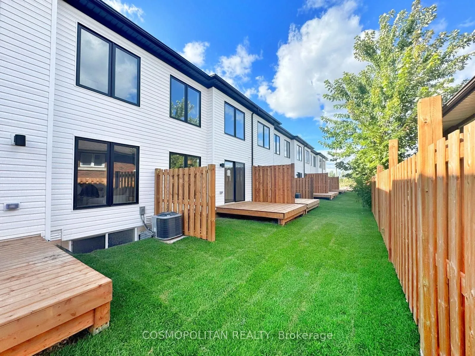 22 Marina Place