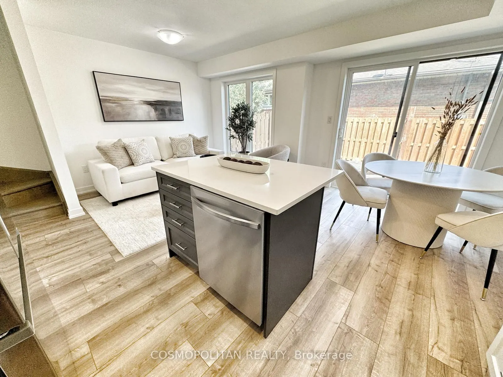 22 Marina Place