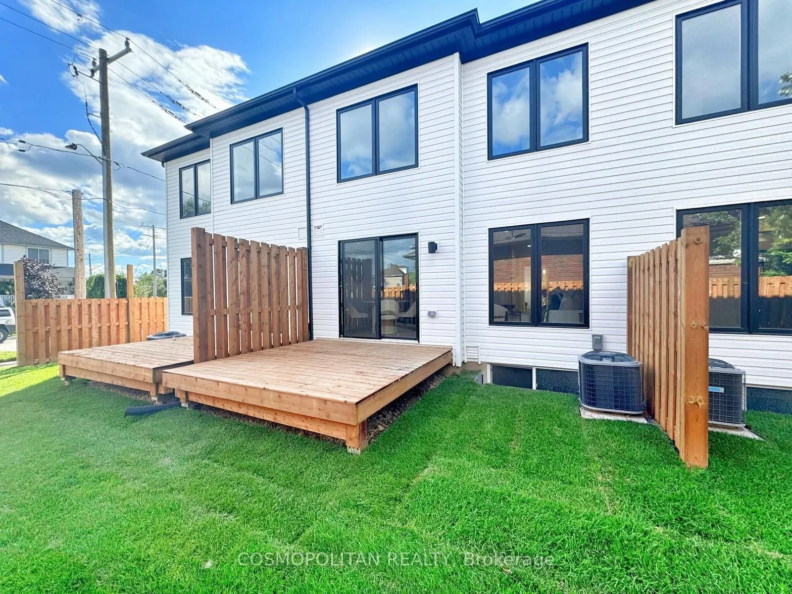22 Marina Place
