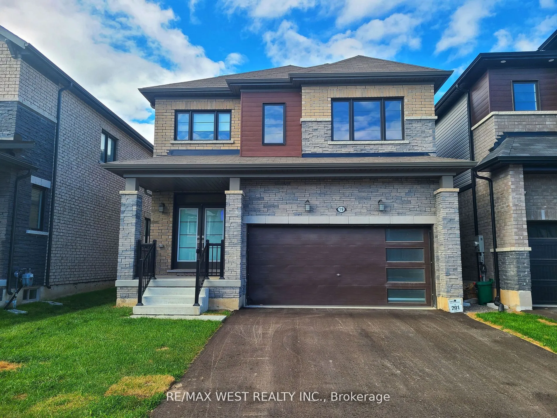 19 Buttercream Avenue
