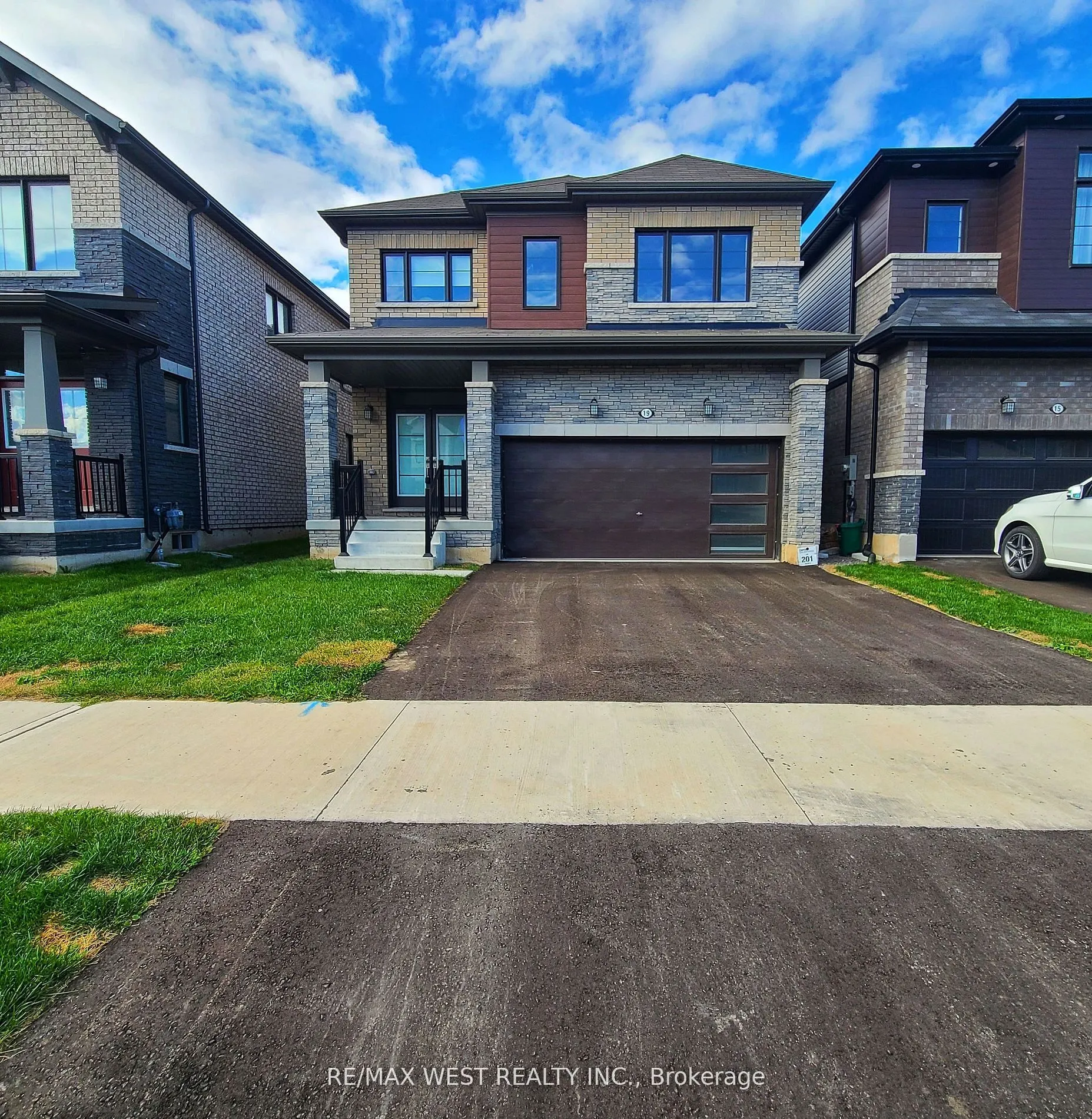 19 Buttercream Avenue