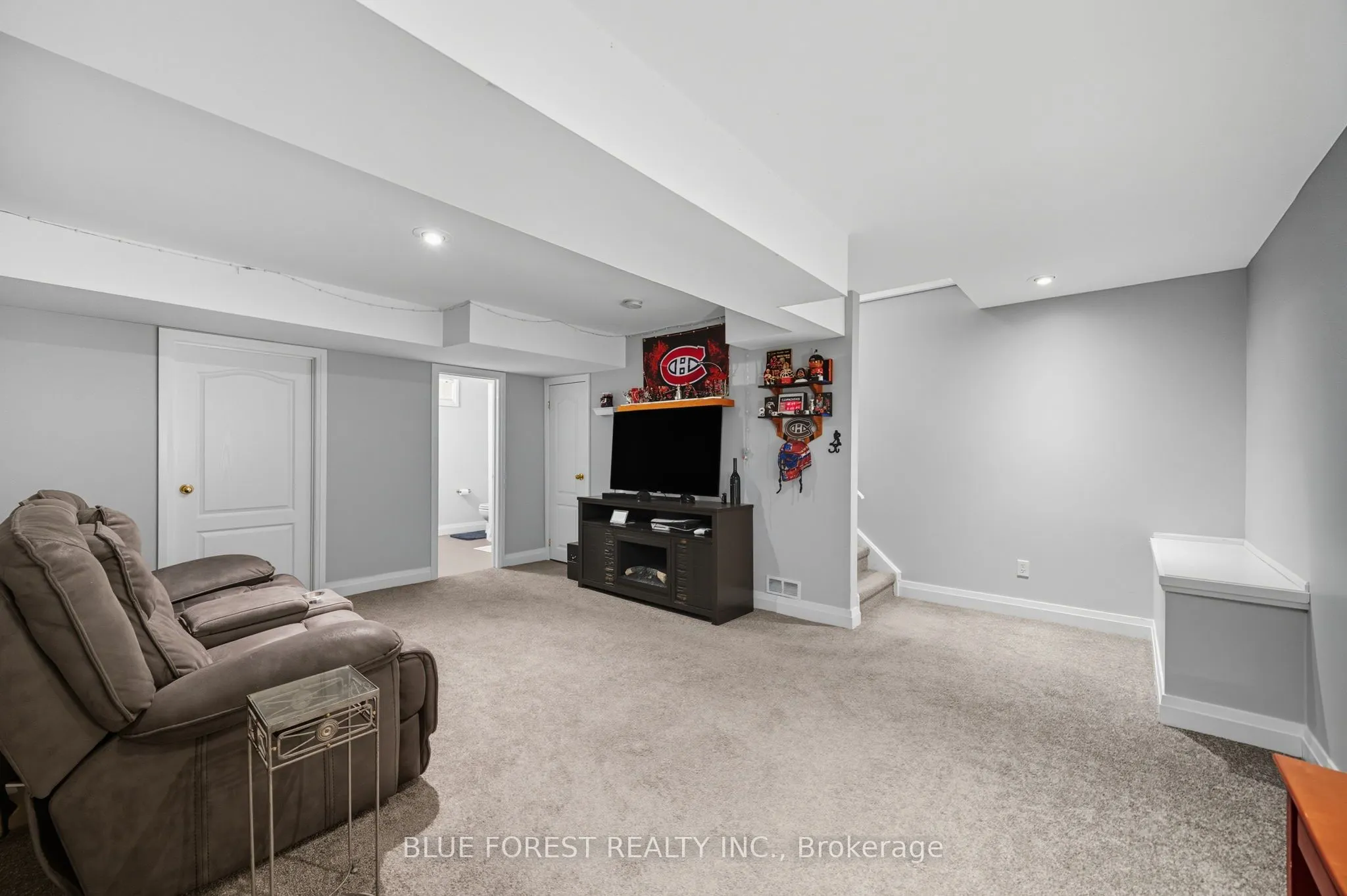 1920 Marconi Boulevard, #5