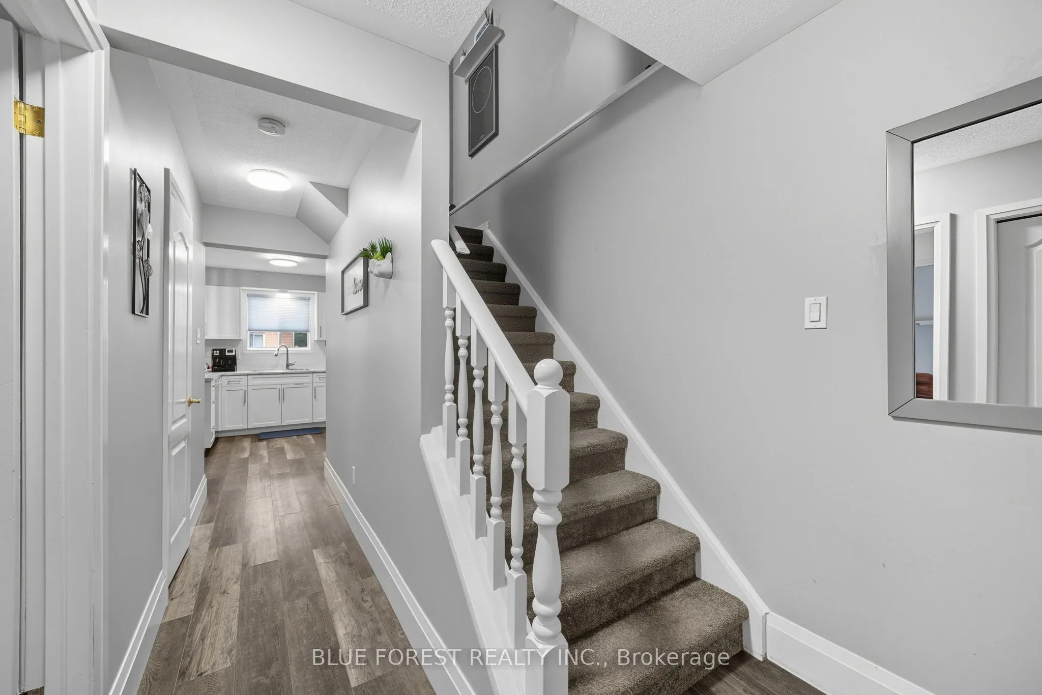 1920 Marconi Boulevard, #5