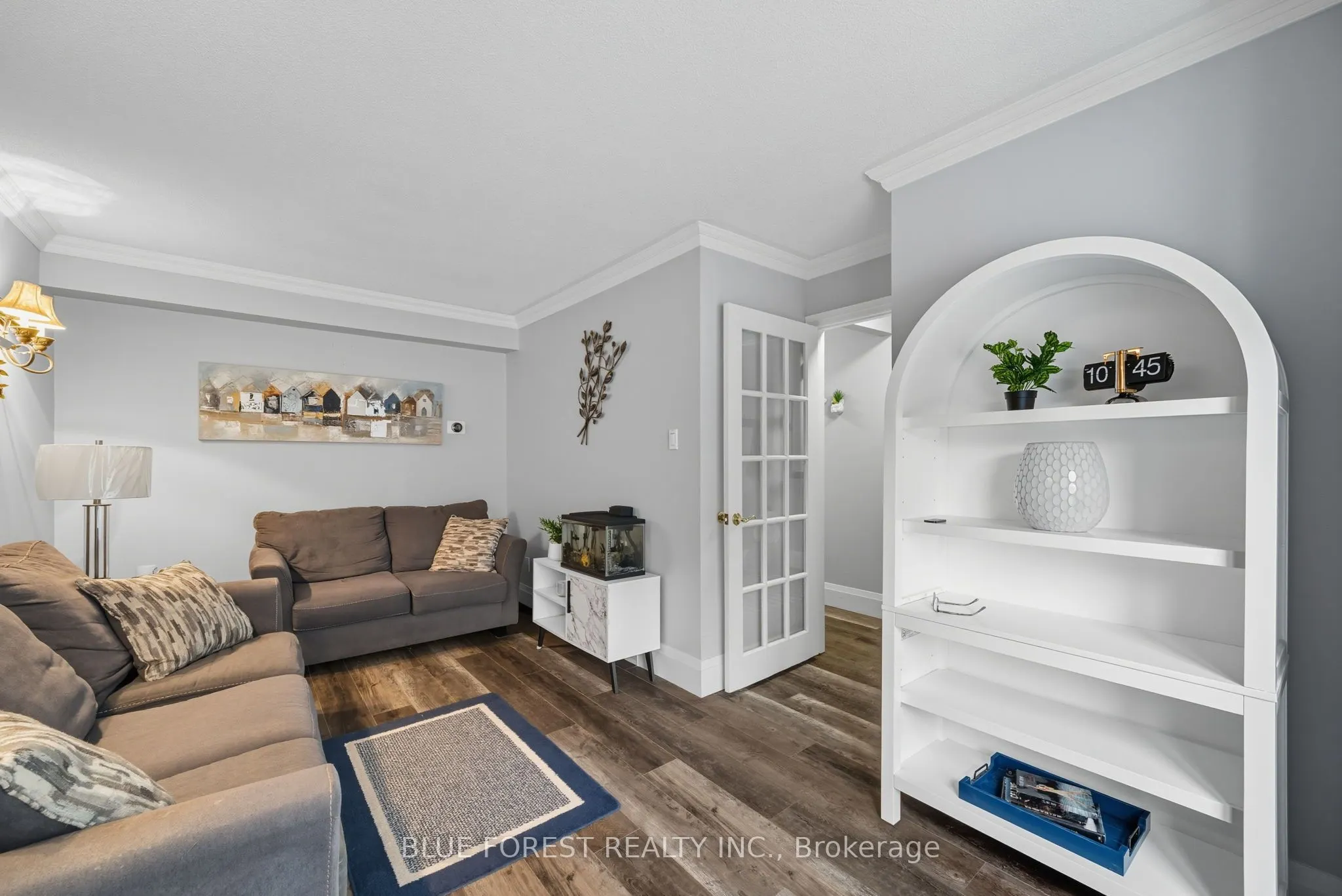 1920 Marconi Boulevard, #5