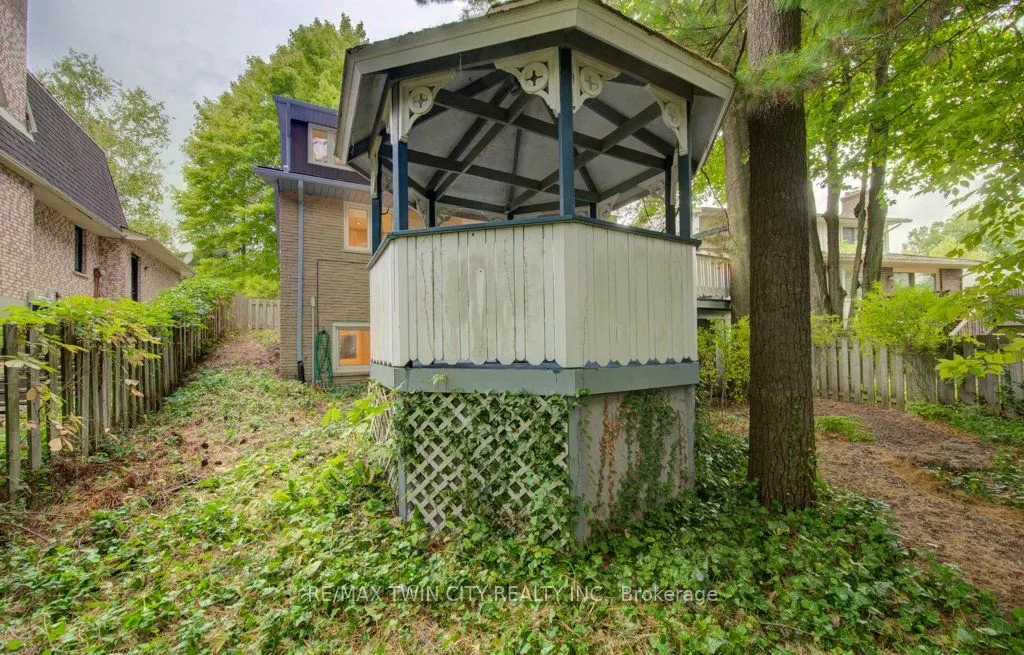 299 Hiawatha Drive