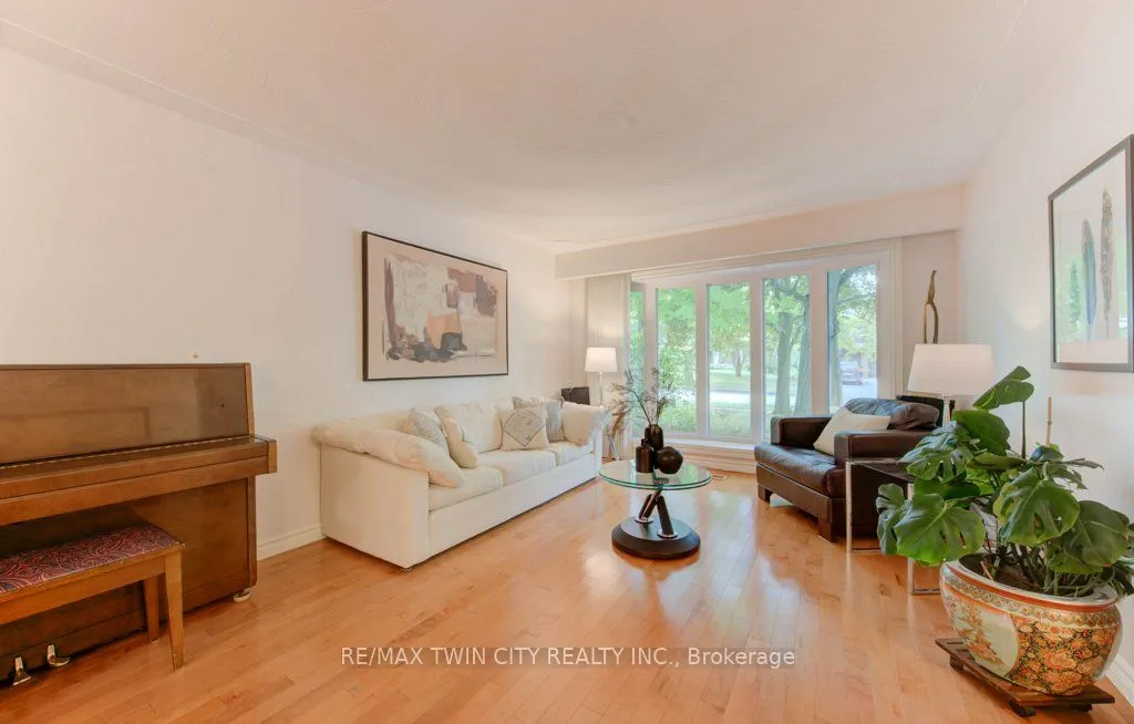 299 Hiawatha Drive