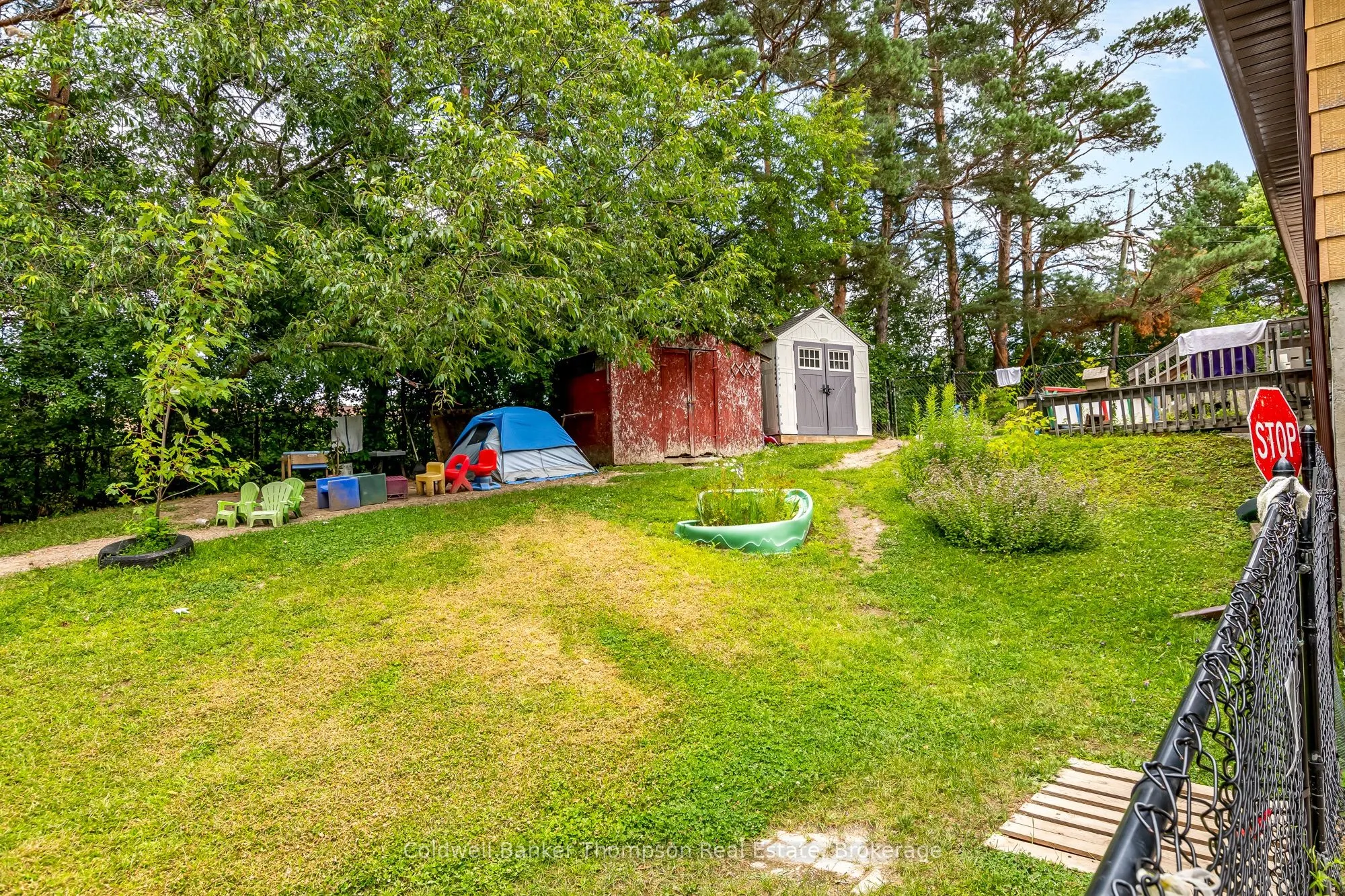 6 Gullins Road
