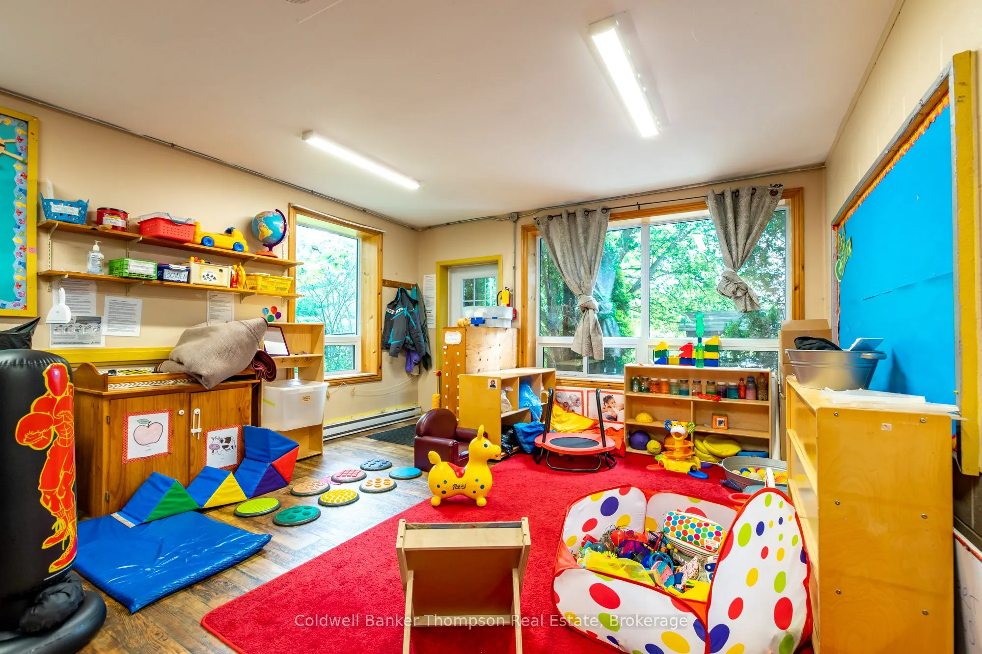6 Gullins Road