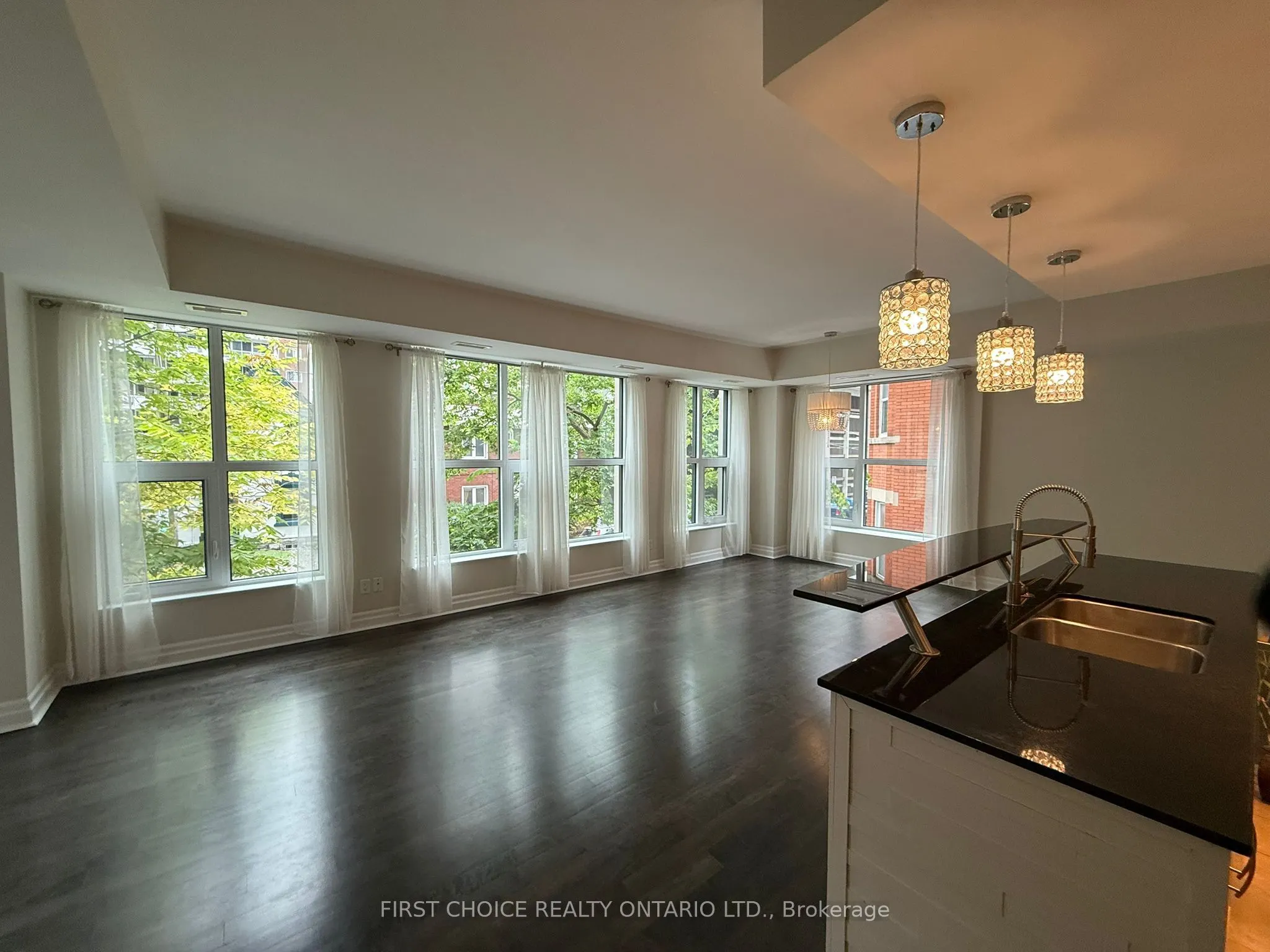 235 Kent Street, #207