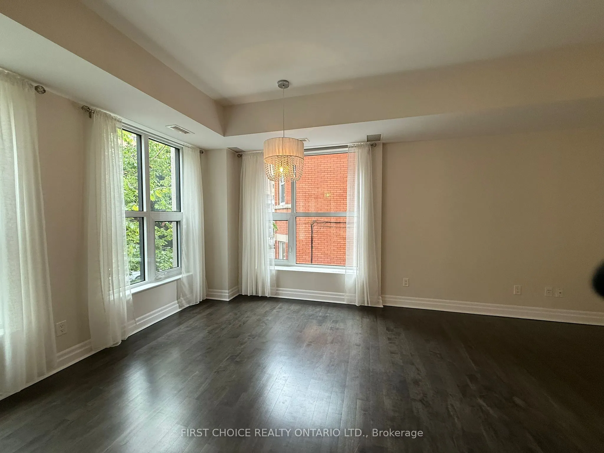 235 Kent Street, #207