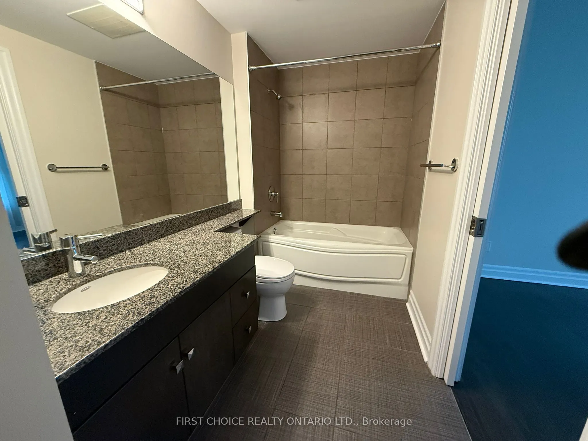 235 Kent Street, #207