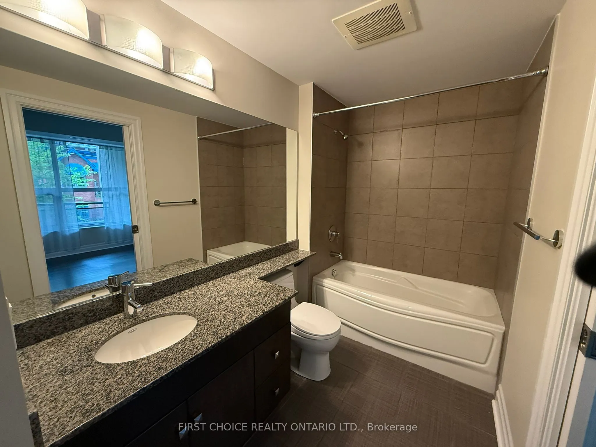 235 Kent Street, #207