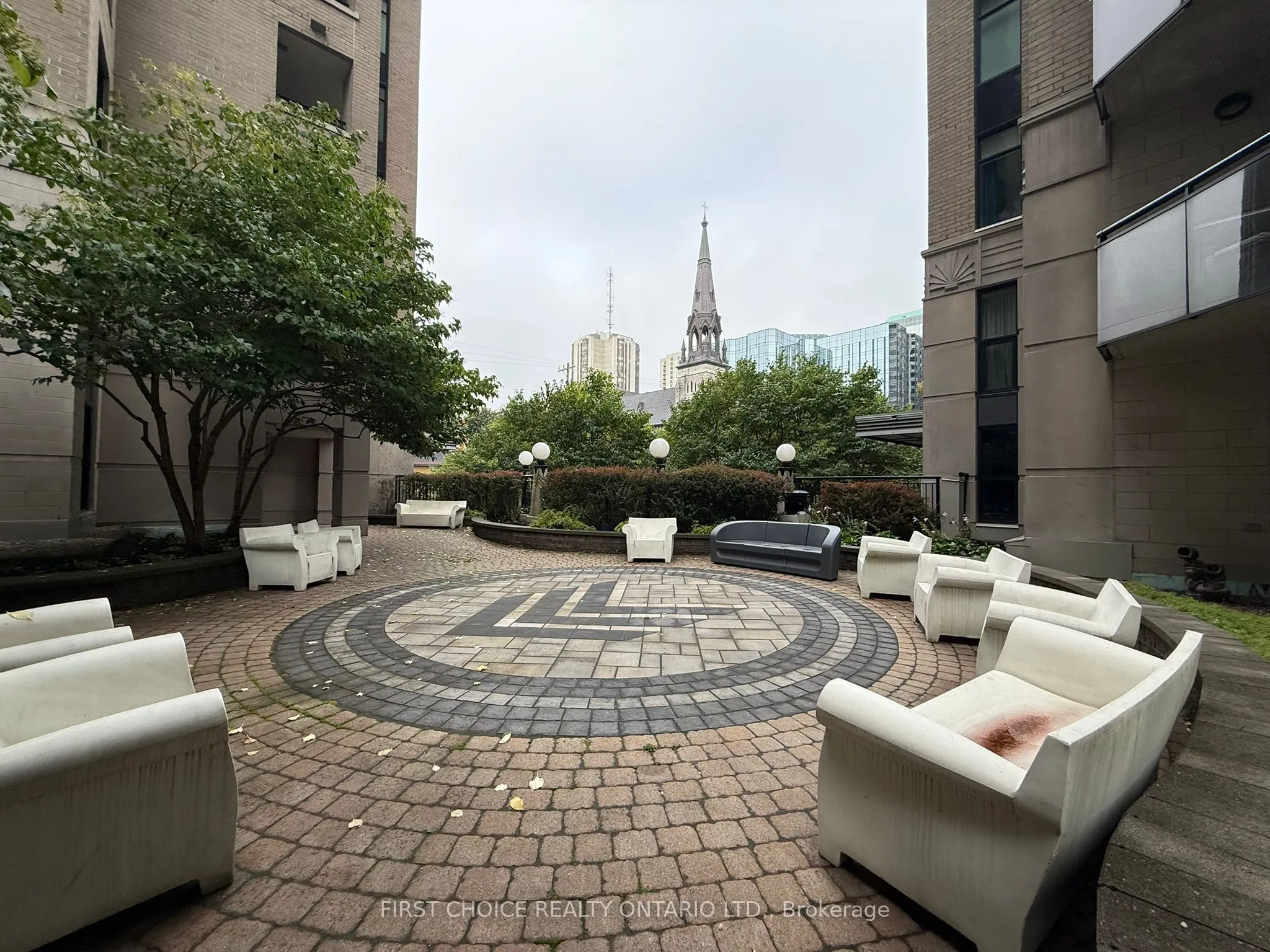 235 Kent Street, #207