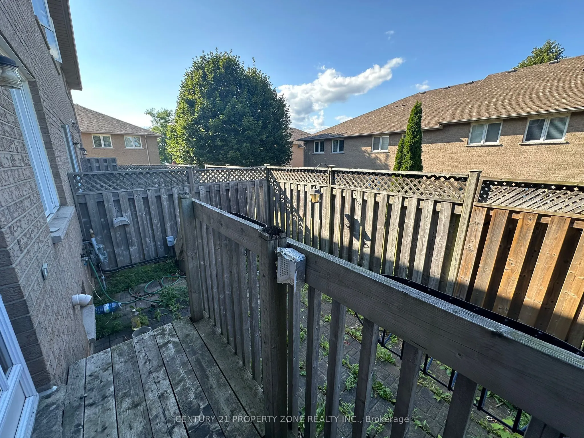 1889 Upper Wentworth Street, #35