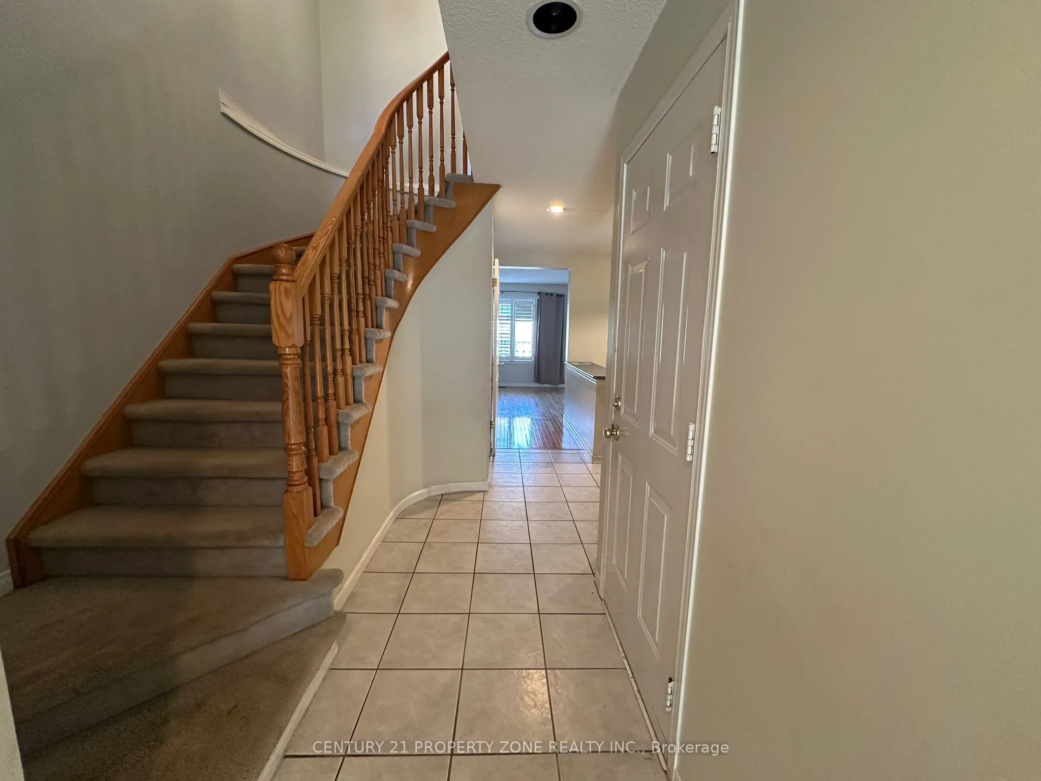 1889 Upper Wentworth Street, #35