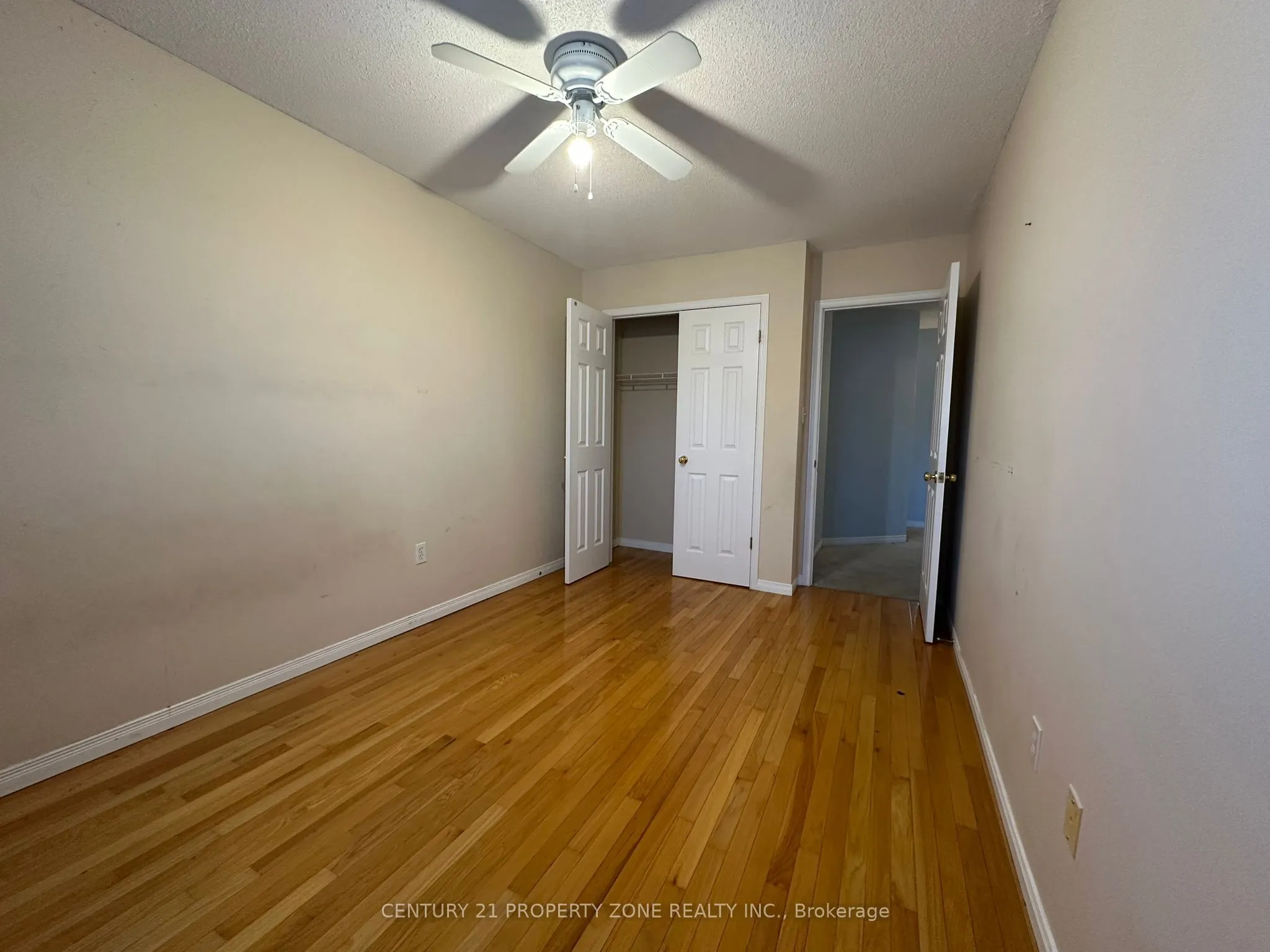 1889 Upper Wentworth Street, #35