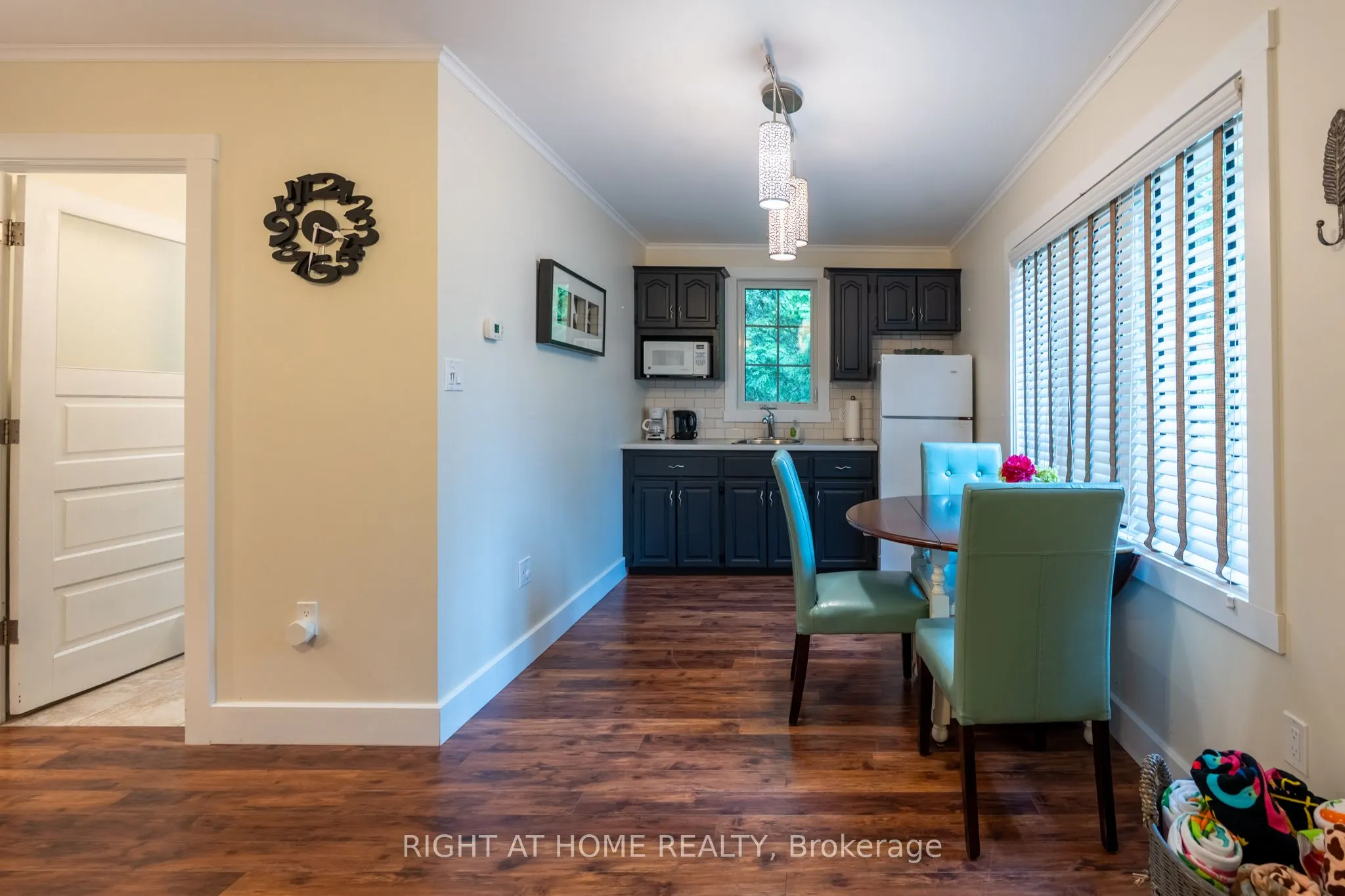 86647 Amberley Beach Rd Road