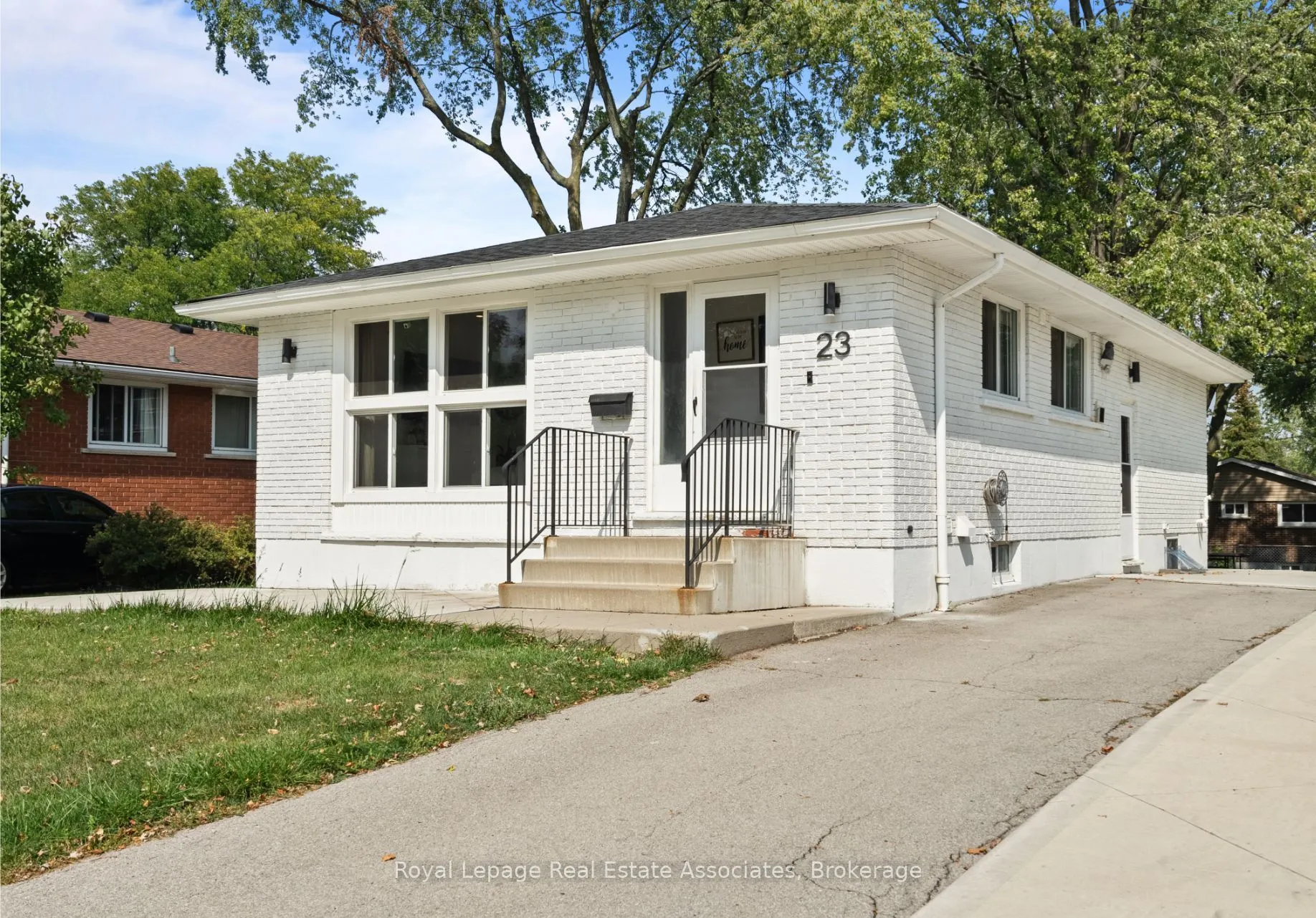 23 Thorley Drive