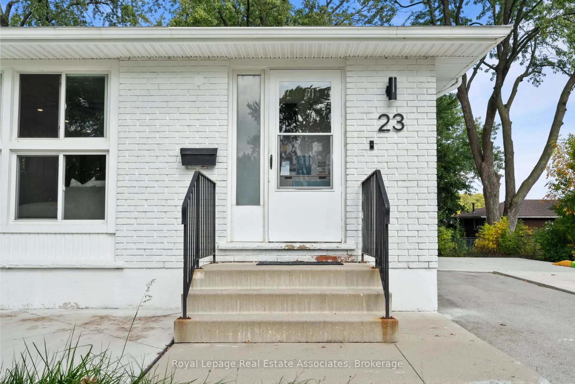 23 Thorley Drive