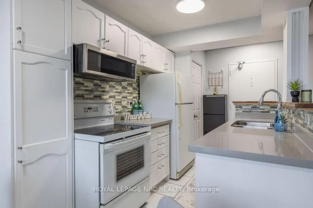 851 Queenston Road, #104