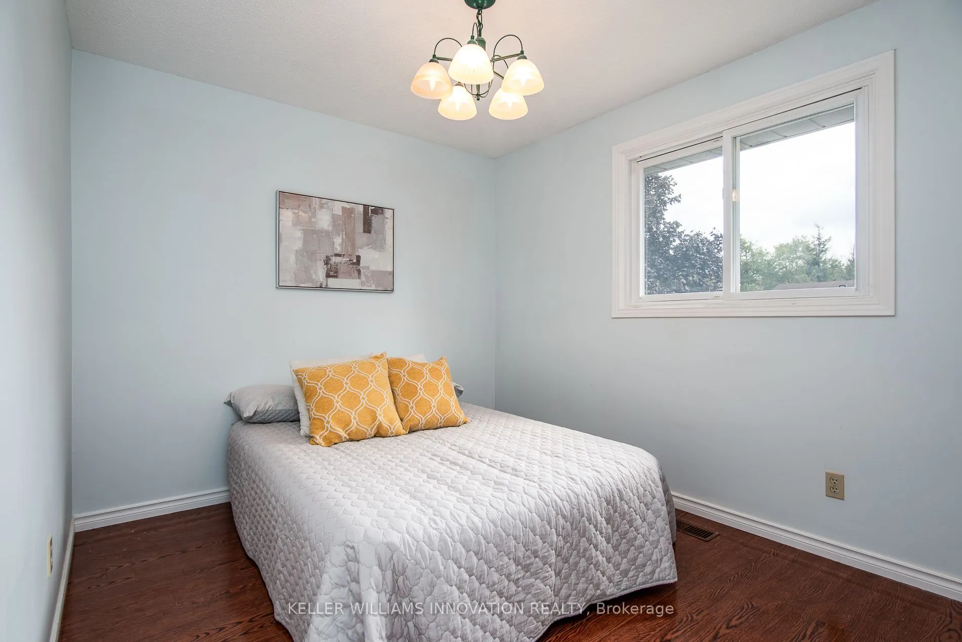 64 Sabrina Crescent