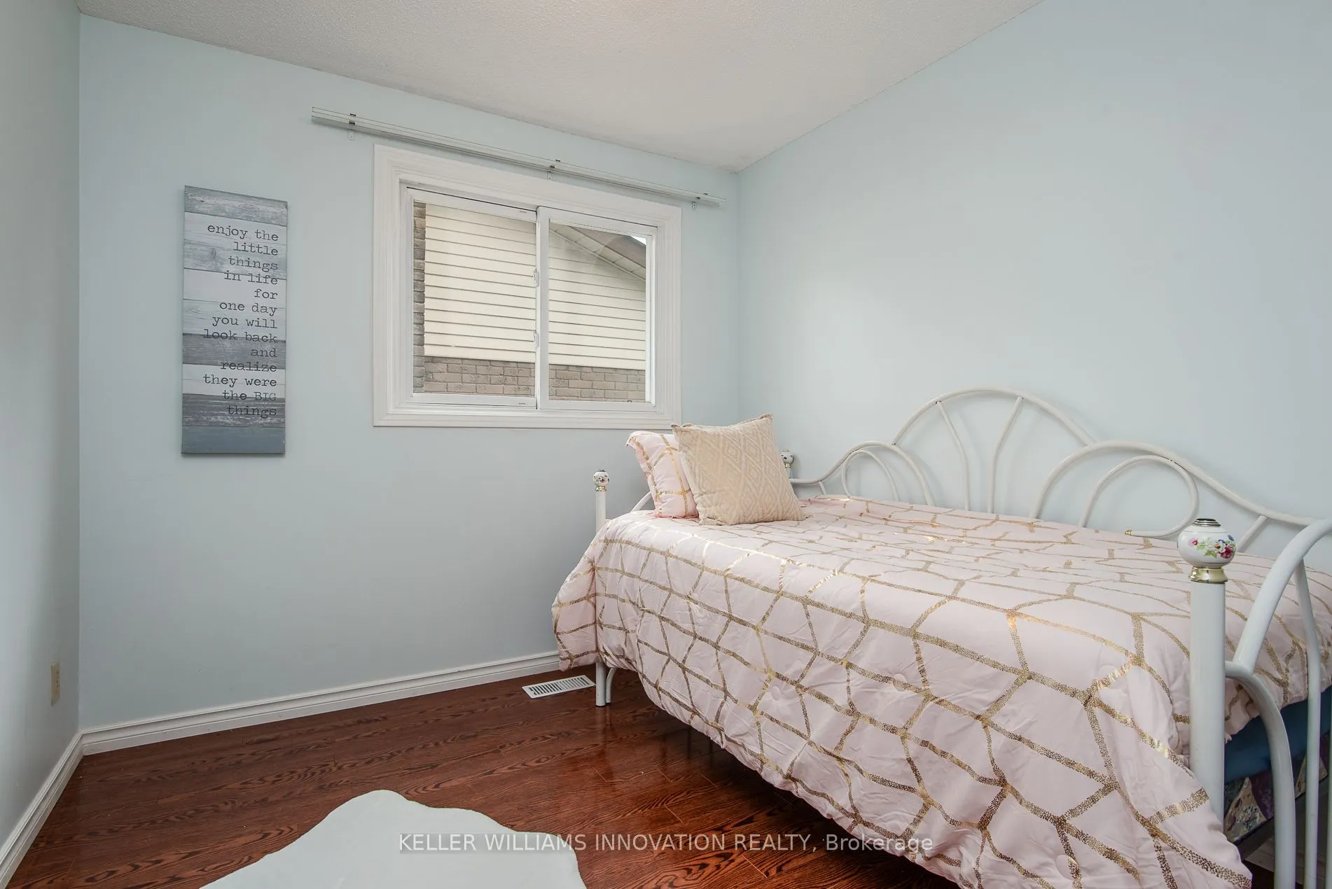 64 Sabrina Crescent