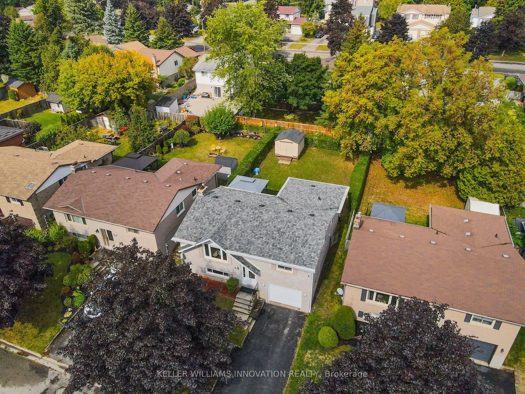 64 Sabrina Crescent