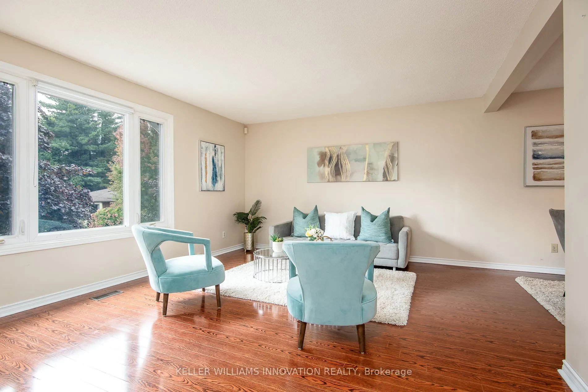 64 Sabrina Crescent
