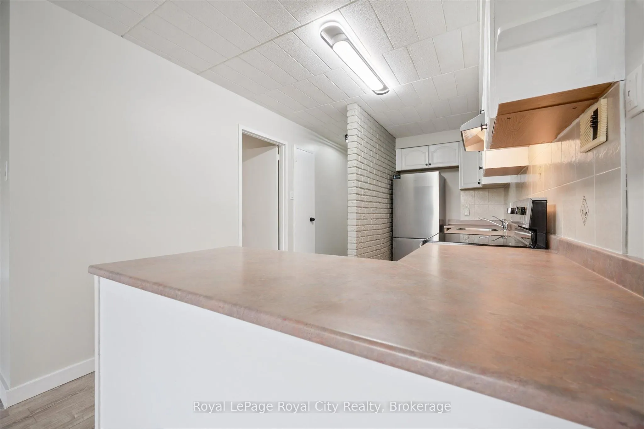 63 Conroy Crescent, #24