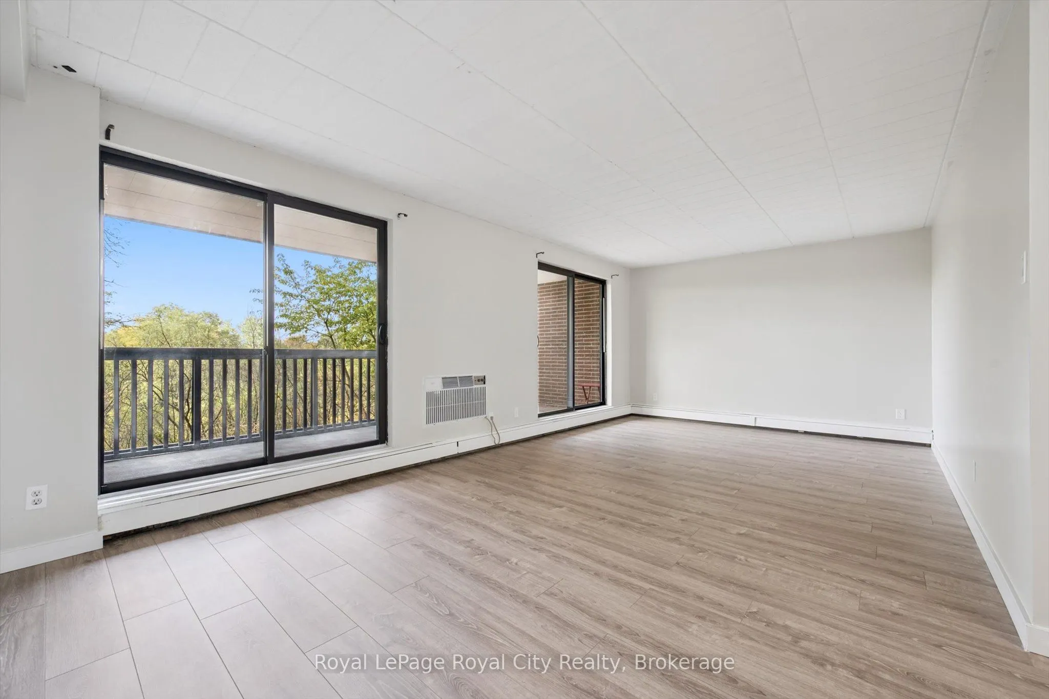 63 Conroy Crescent, #24