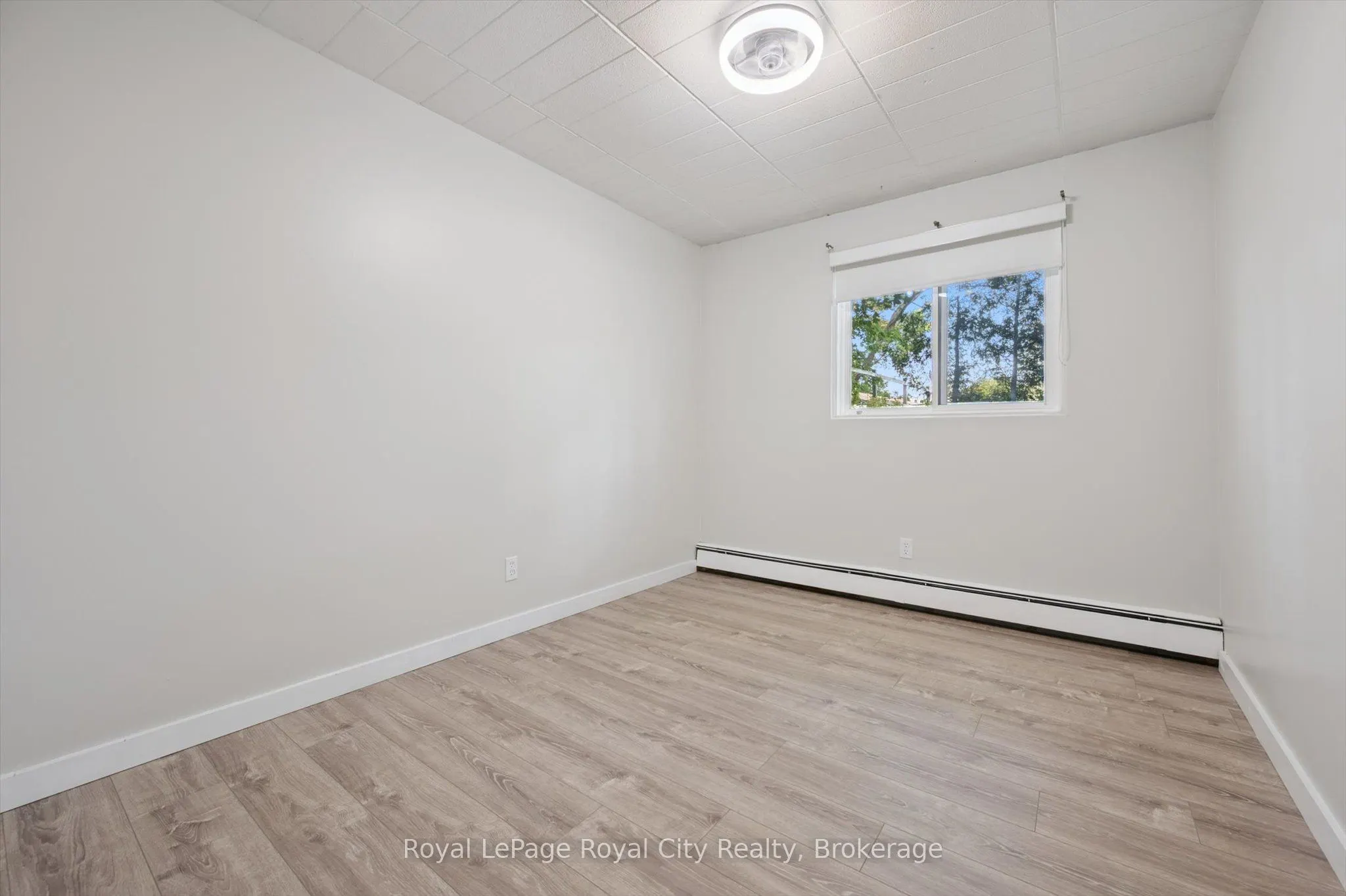 63 Conroy Crescent, #24