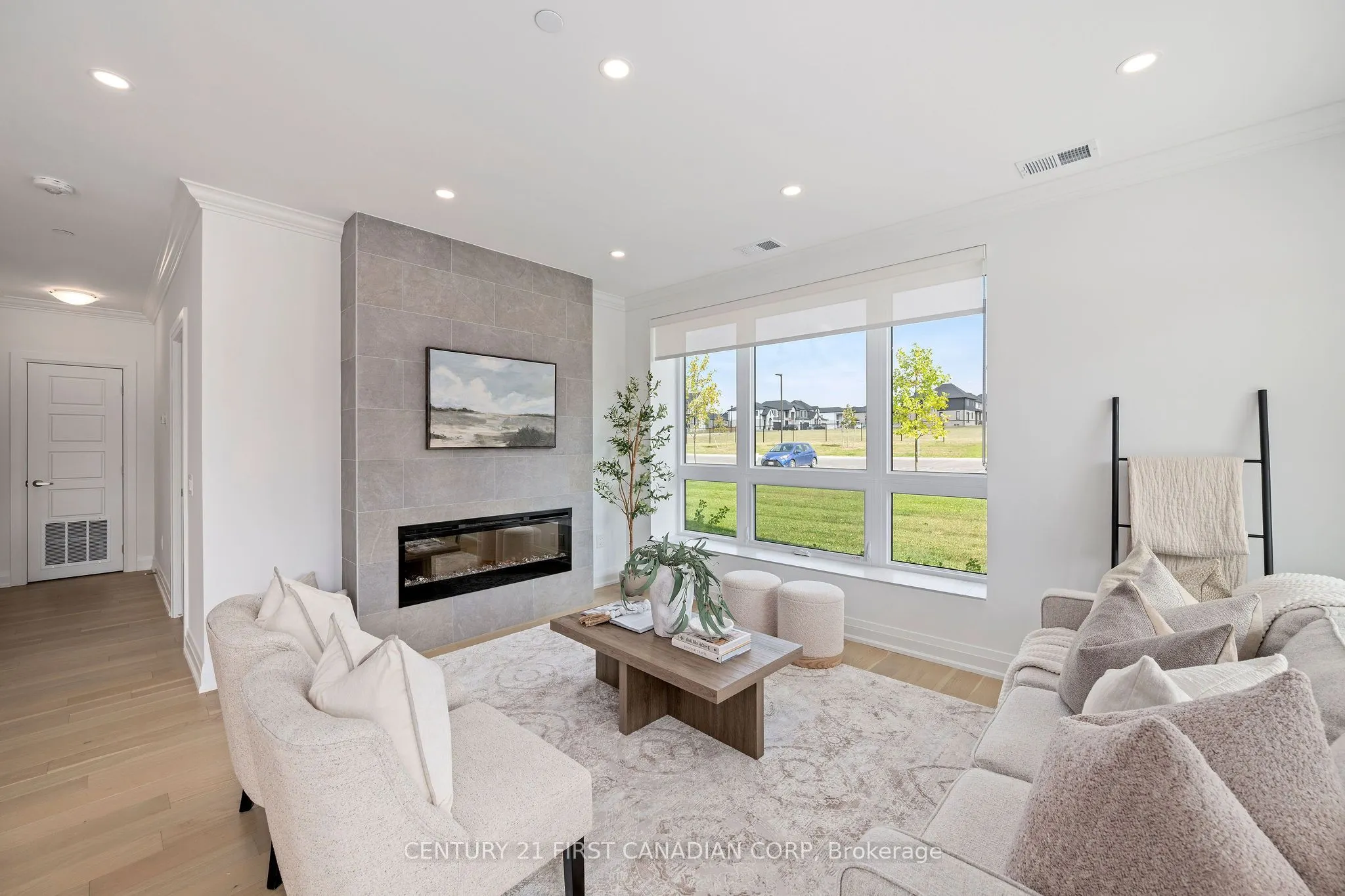 1975 Fountain Grass Drive, #115