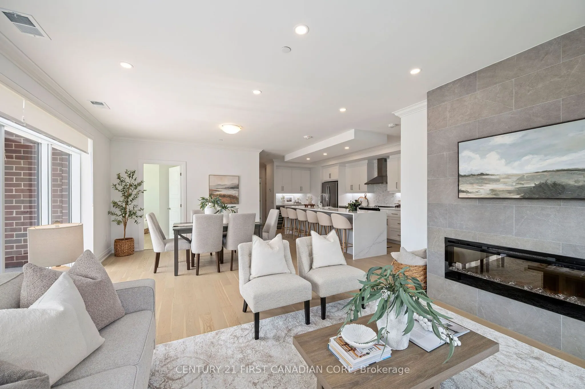 1975 Fountain Grass Drive, #115